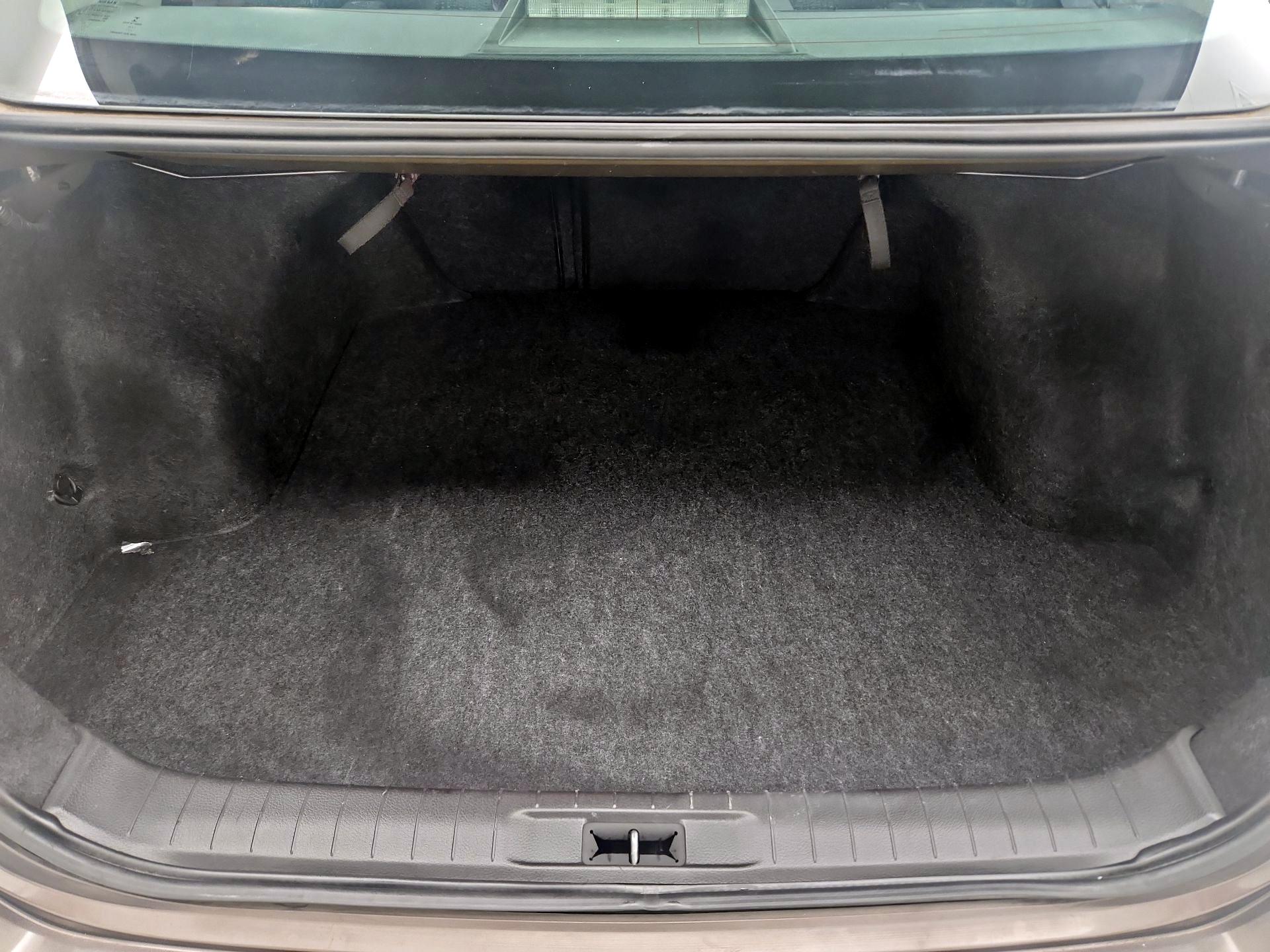 Thumbnail: 2014 Nissan Altima - 20