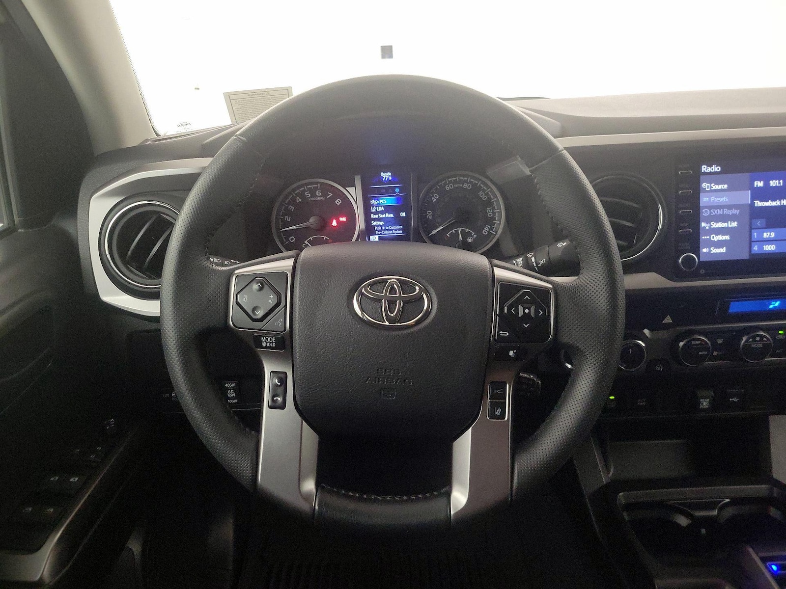 2023 Toyota Tacoma Trail - Photo 11