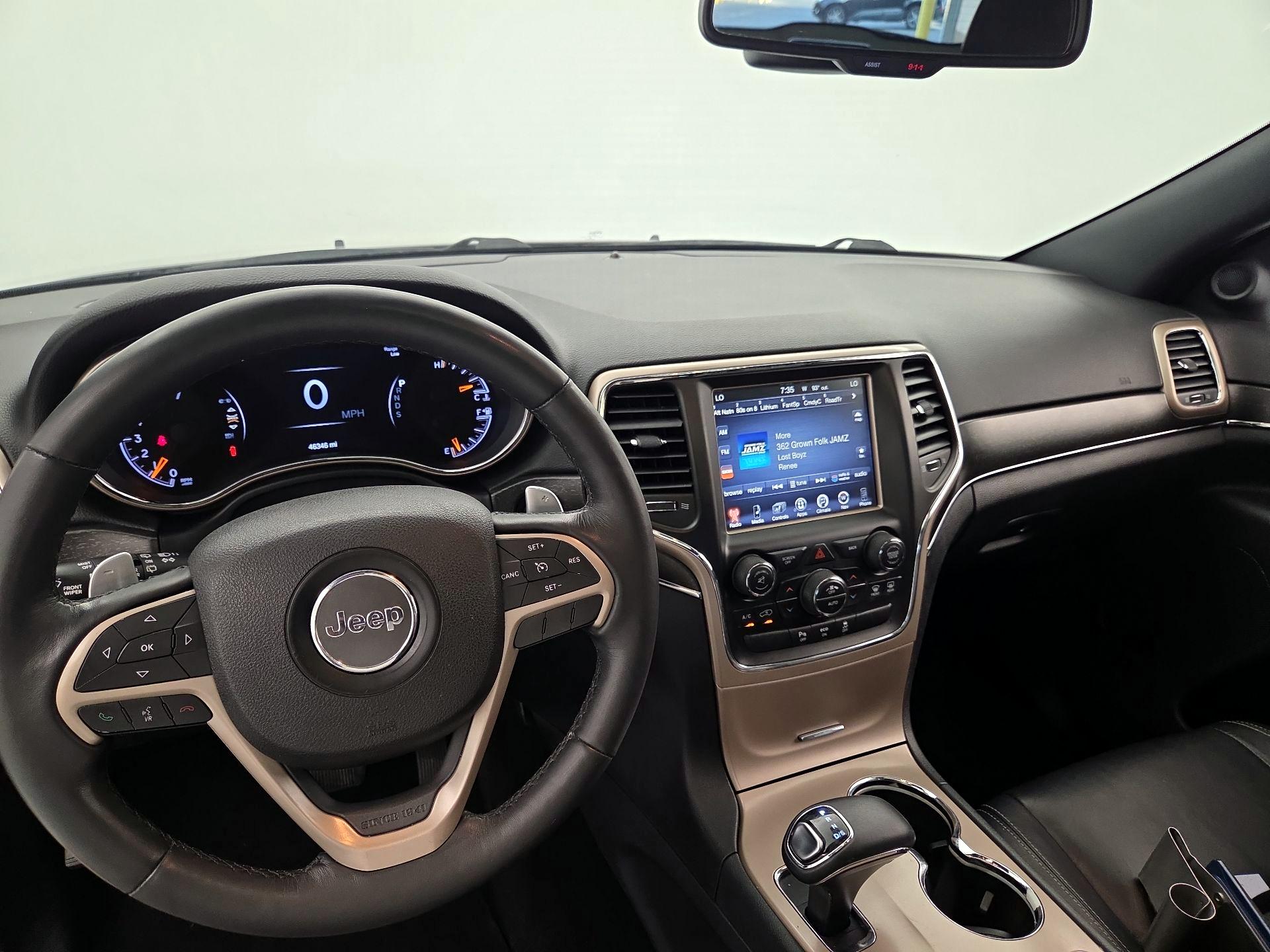 Thumbnail: 2015 Jeep Grand Cherokee - 9