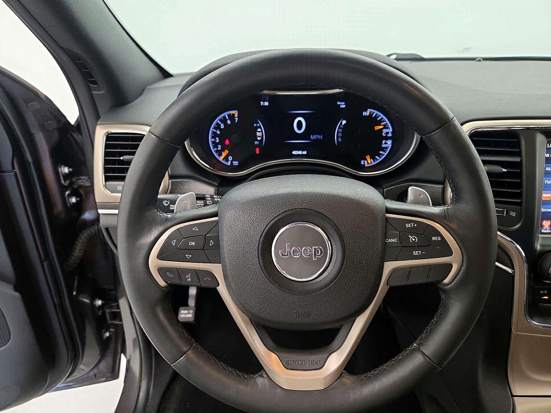 Thumbnail: 2015 Jeep Grand Cherokee - 10