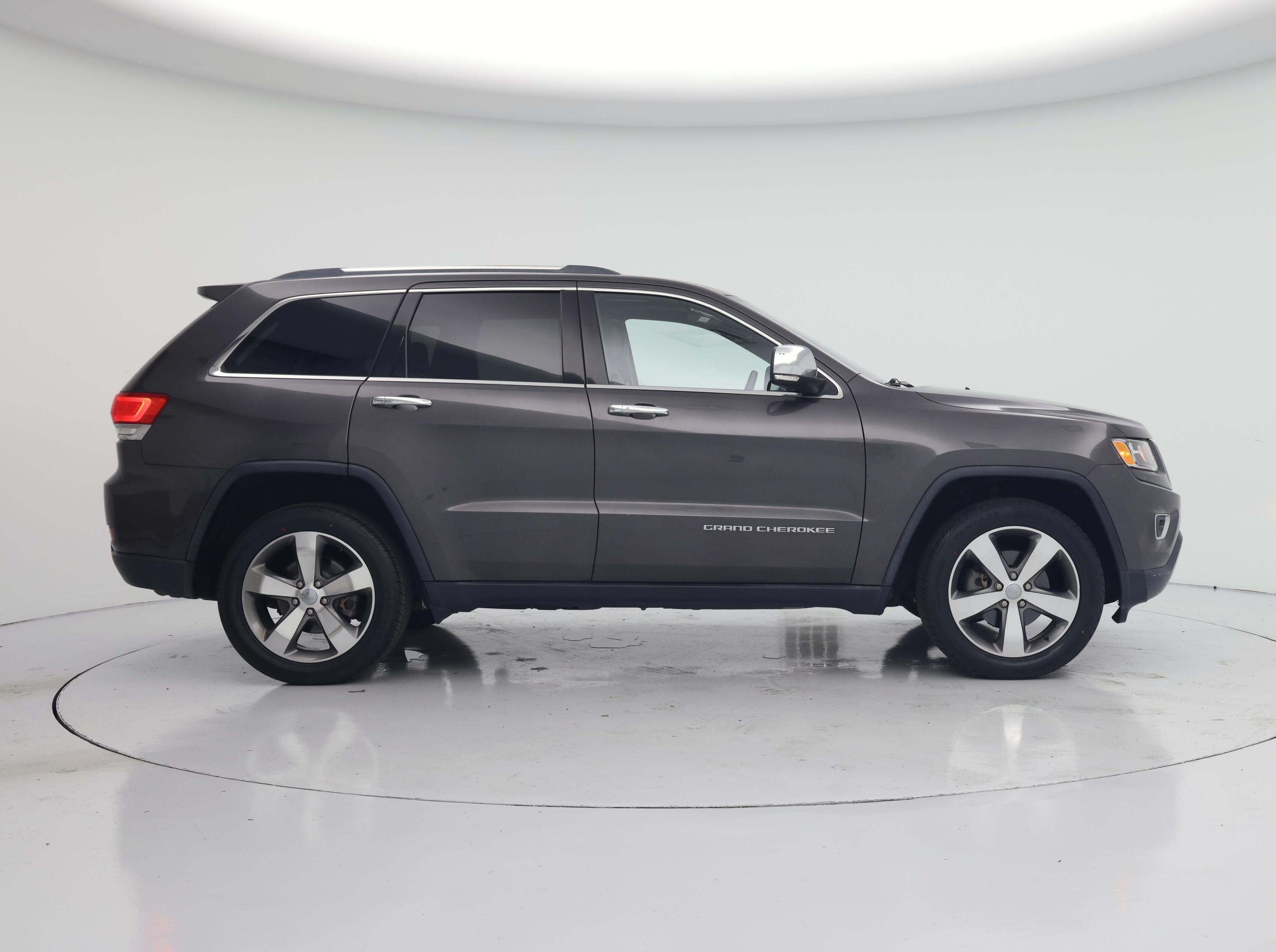 Thumbnail: 2015 Jeep Grand Cherokee - 7