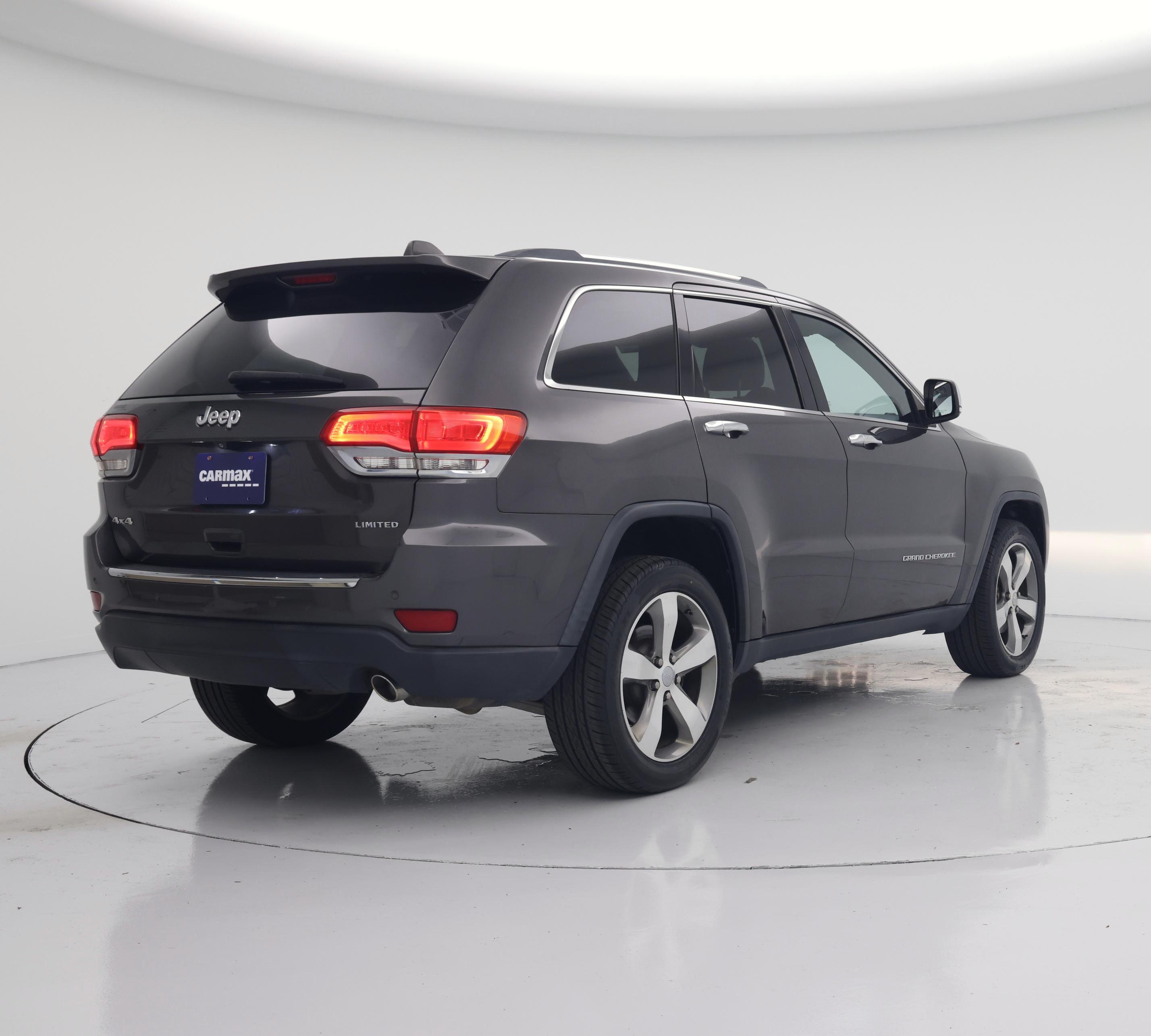 Thumbnail: 2015 Jeep Grand Cherokee - 8