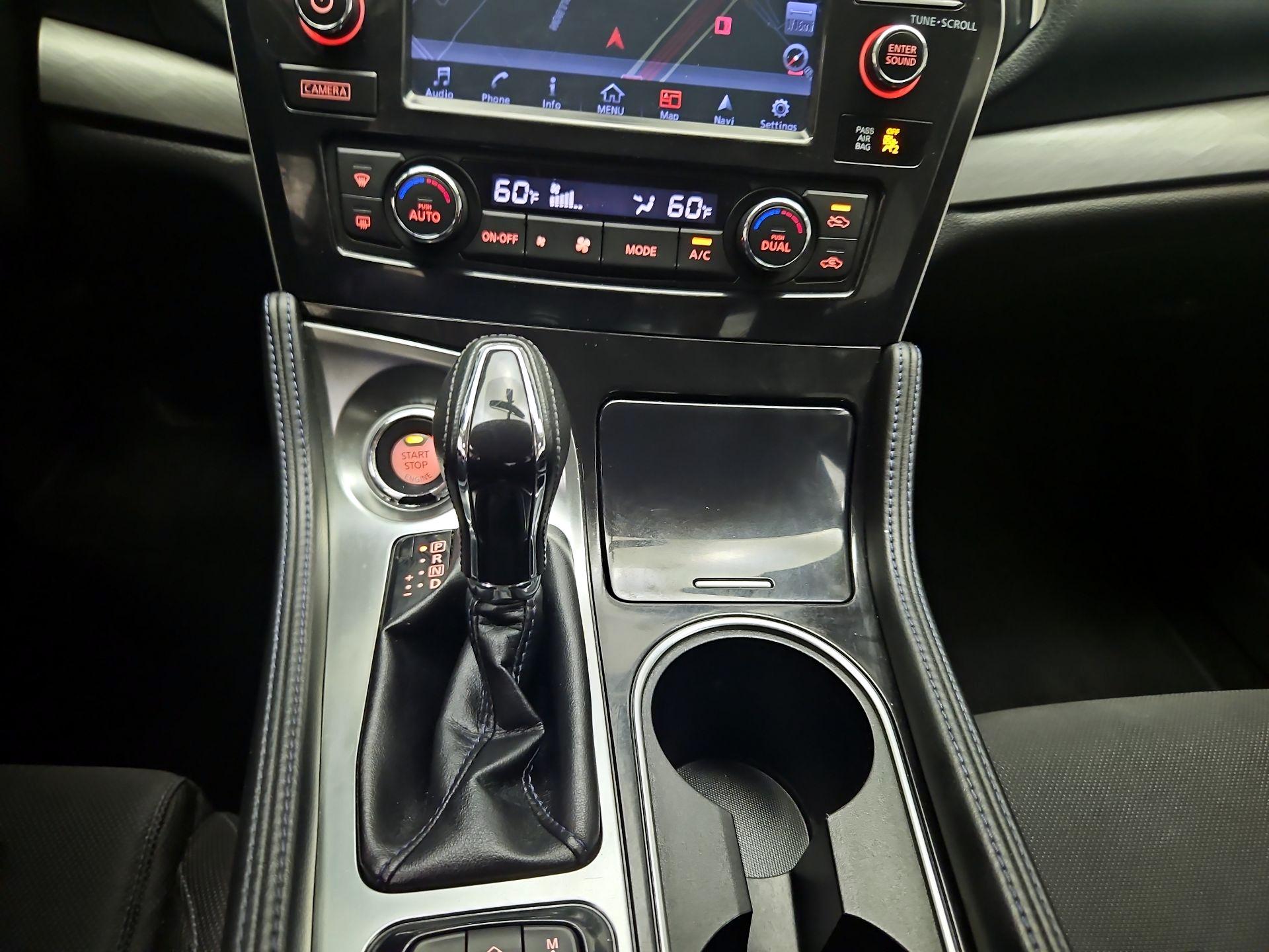 Thumbnail: 2017 Nissan Maxima - 17