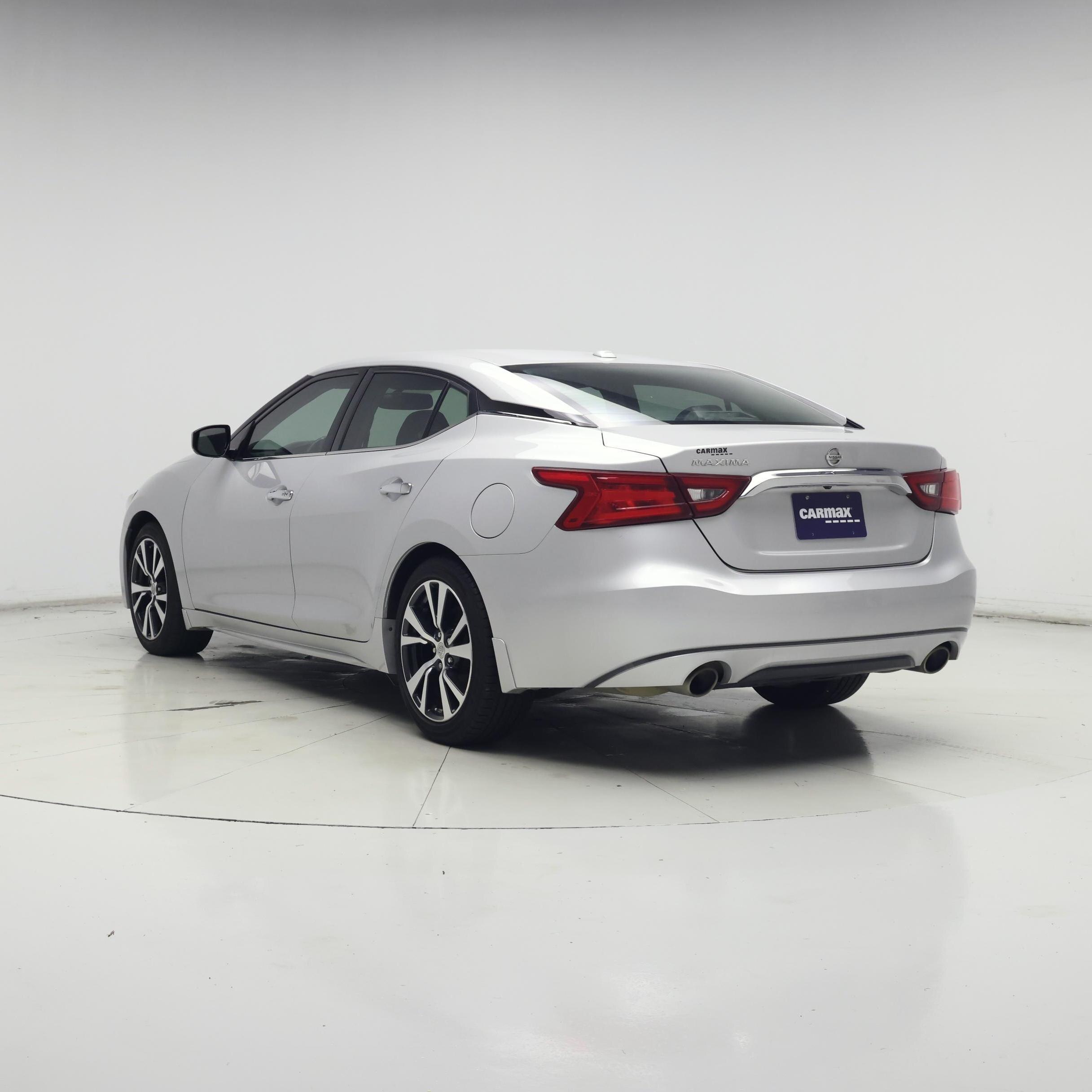Thumbnail: 2017 Nissan Maxima - 2
