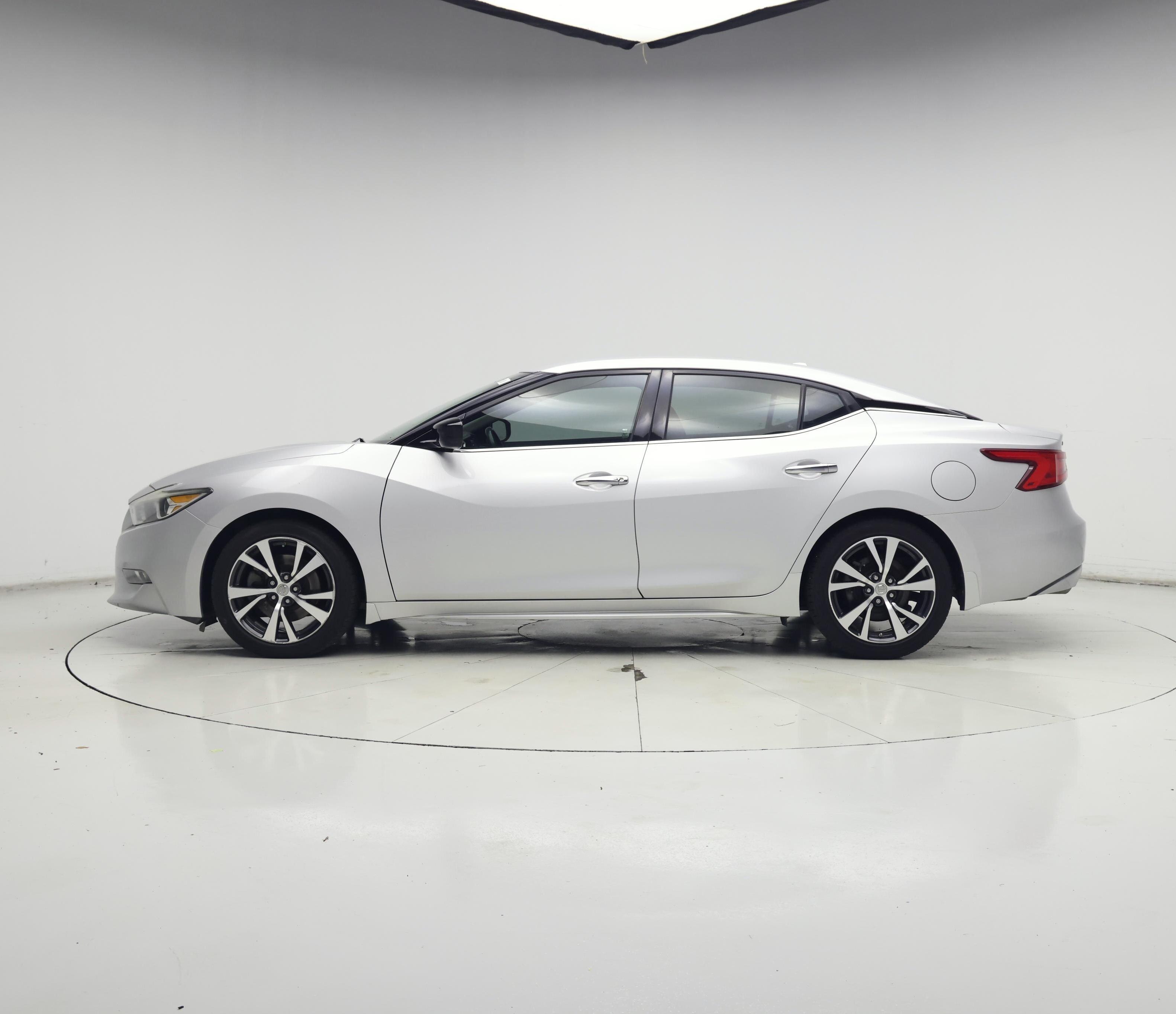 Thumbnail: 2017 Nissan Maxima - 3