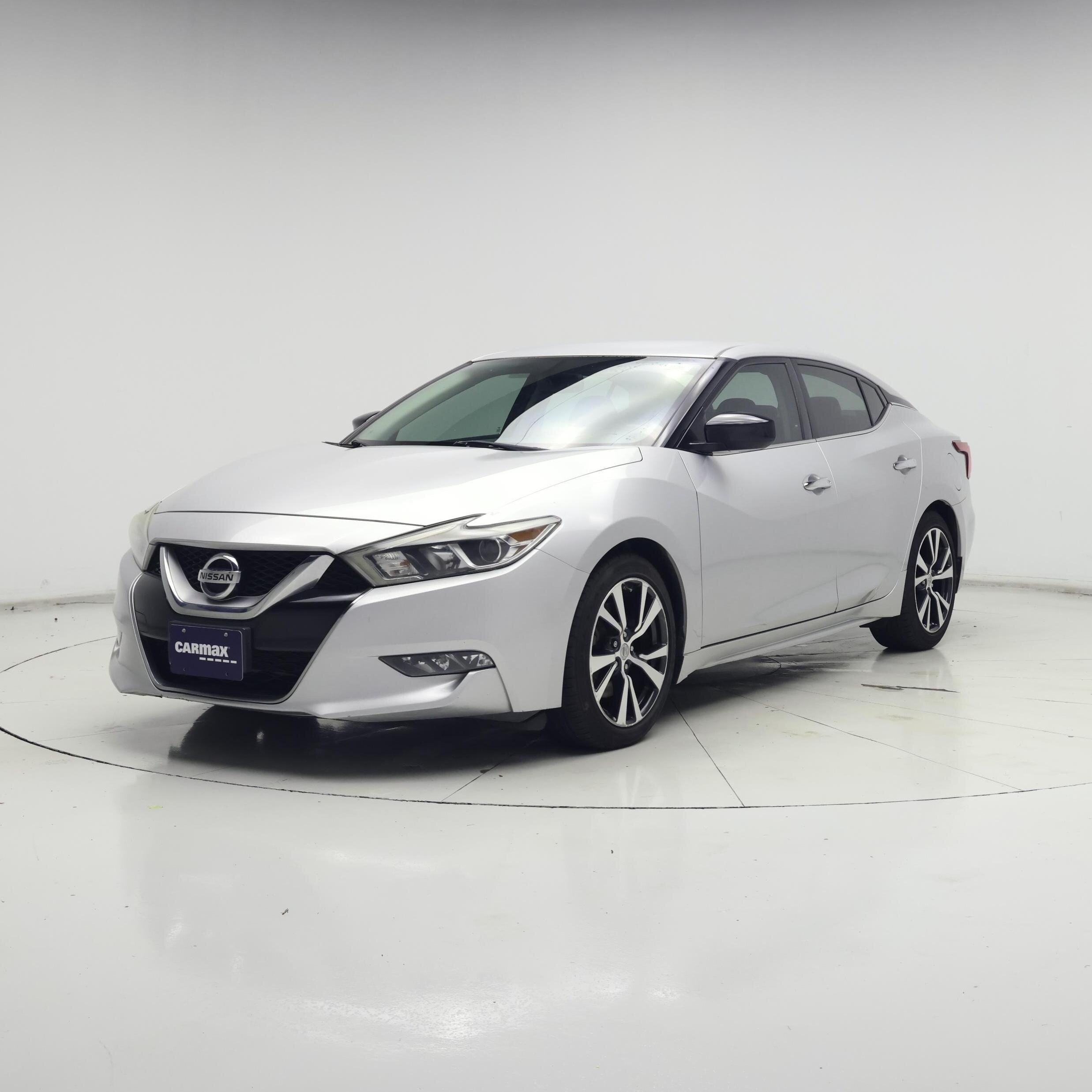 Thumbnail: 2017 Nissan Maxima - 4