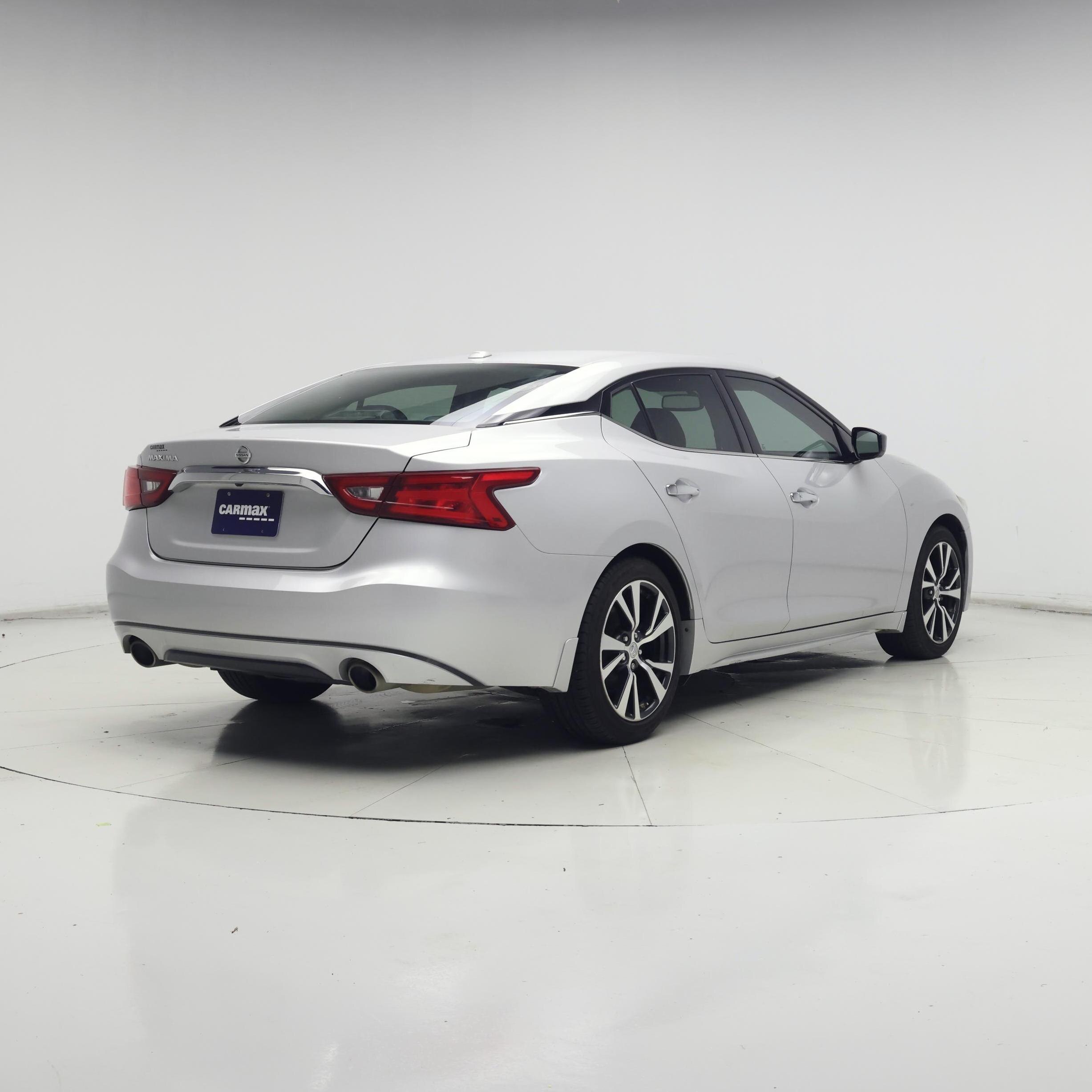 Thumbnail: 2017 Nissan Maxima - 8