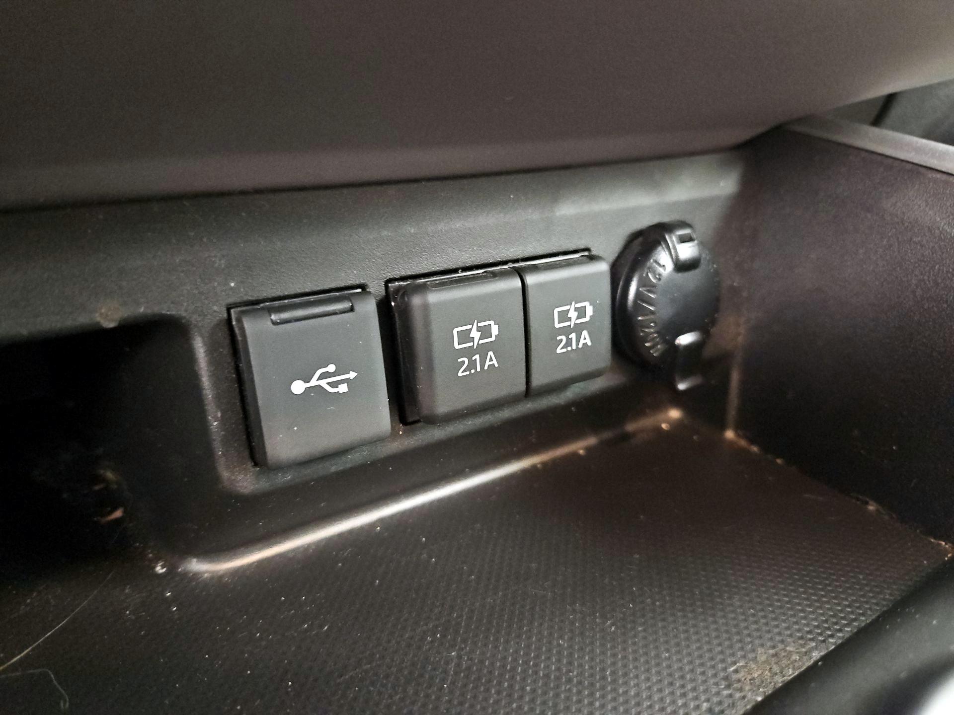 Thumbnail: 2021 Toyota Highlander - 19