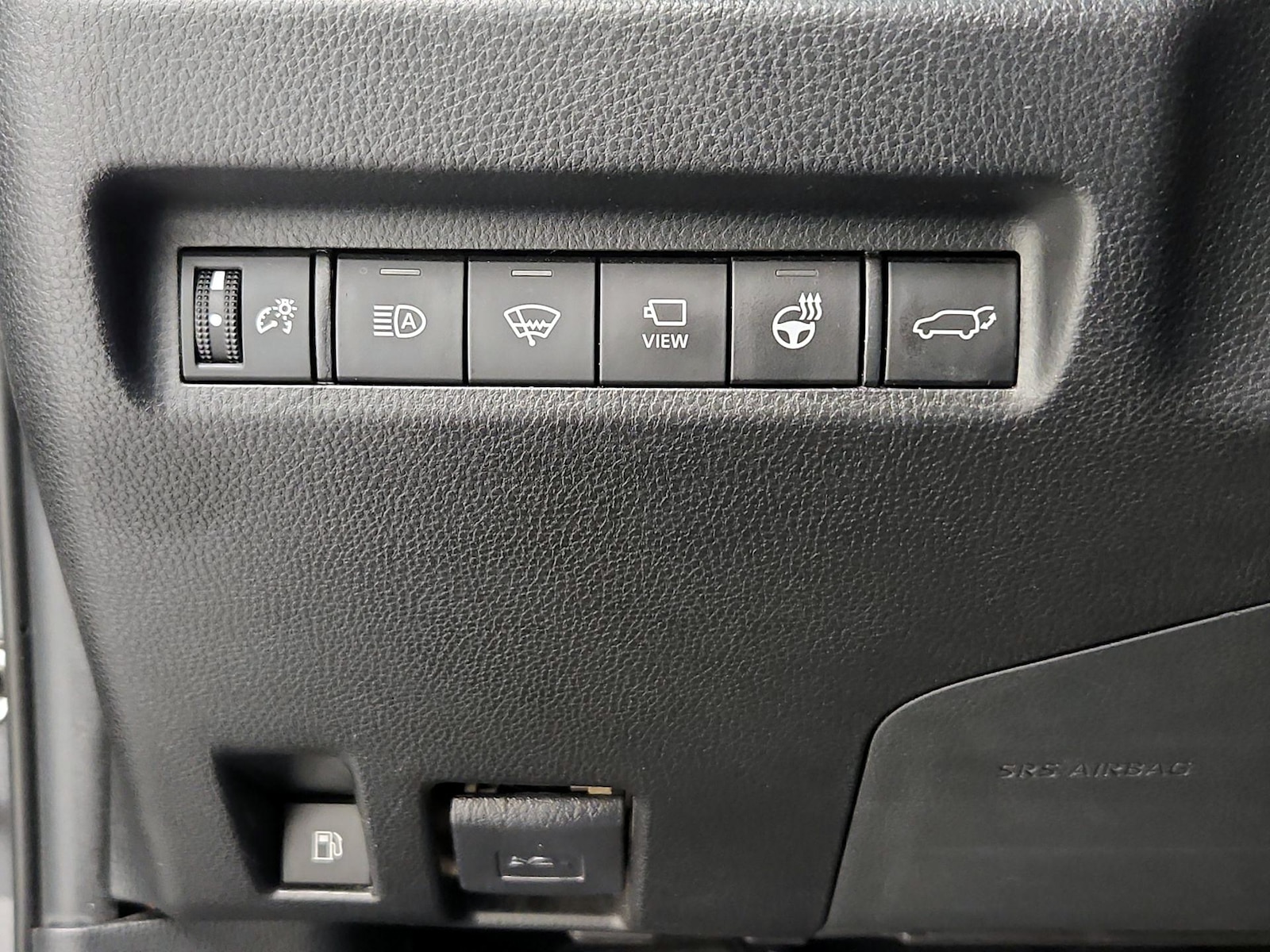 2022 Toyota RAV4 Limited - Photo 14