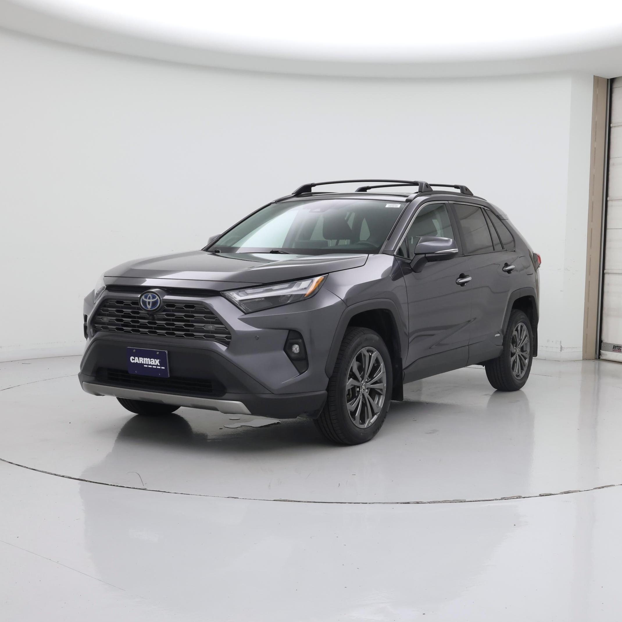 Thumbnail: 2022 Toyota RAV4 - 4