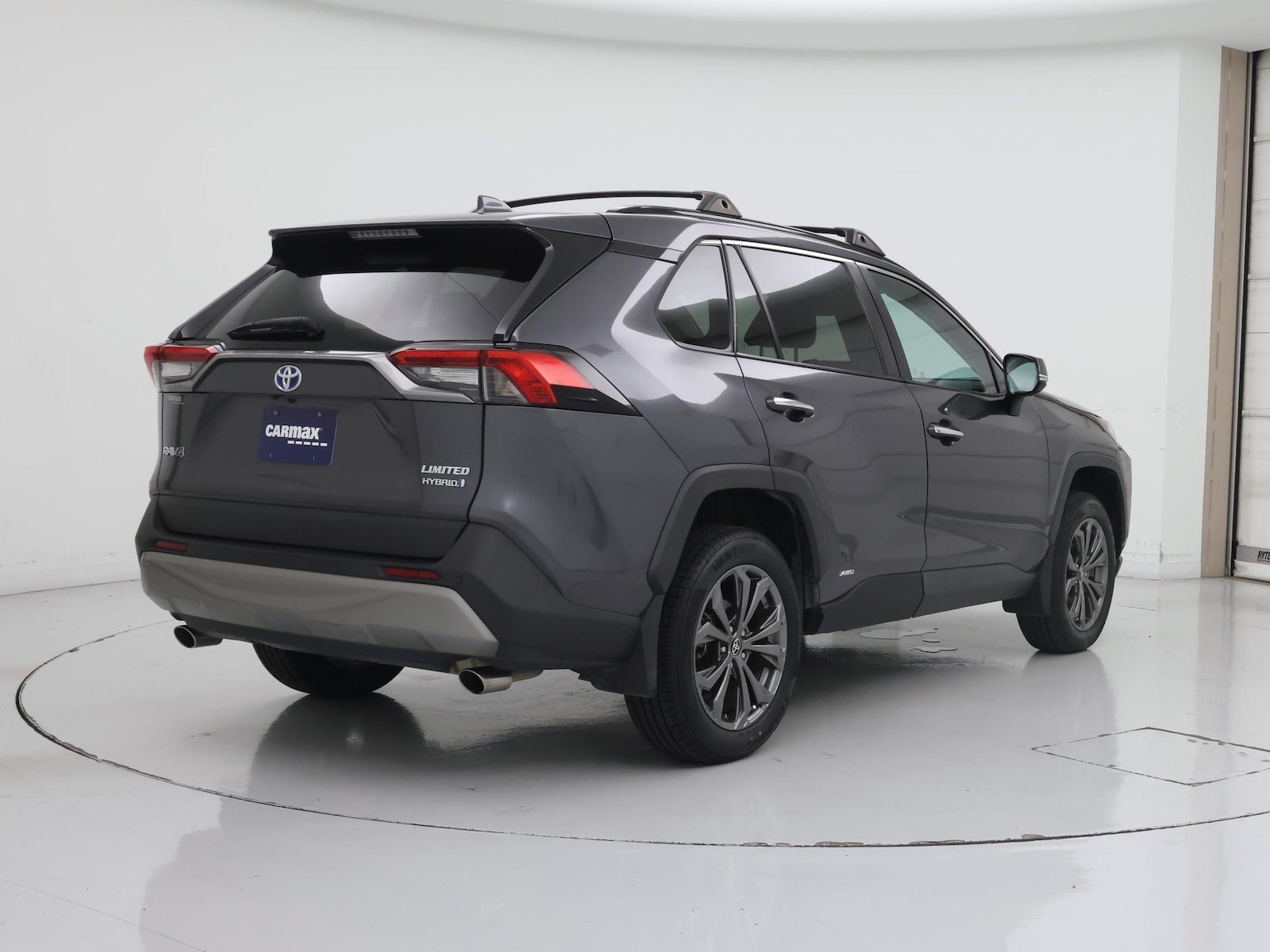 2022 Toyota RAV4 Limited - Photo 9