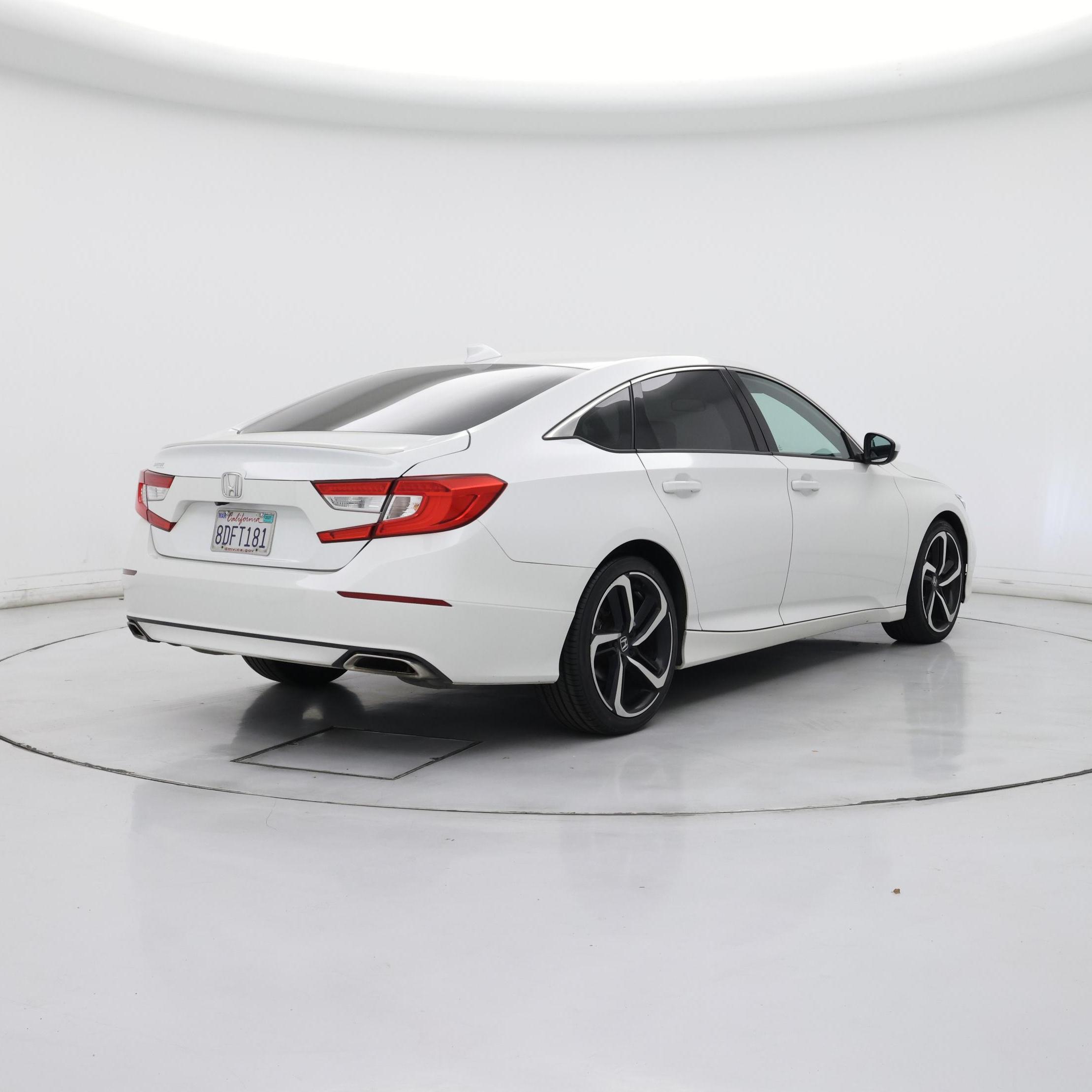 Thumbnail: 2018 Honda Accord - 8
