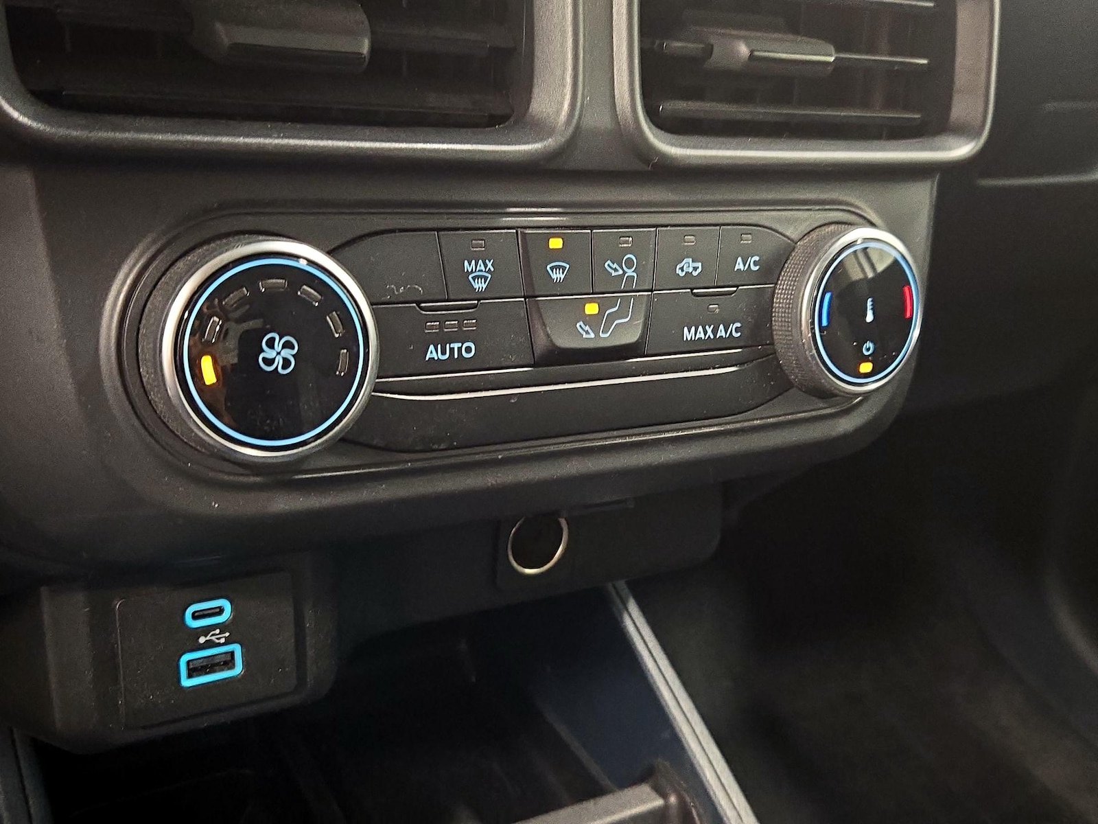 2023 Ford Maverick XLT - Photo 17