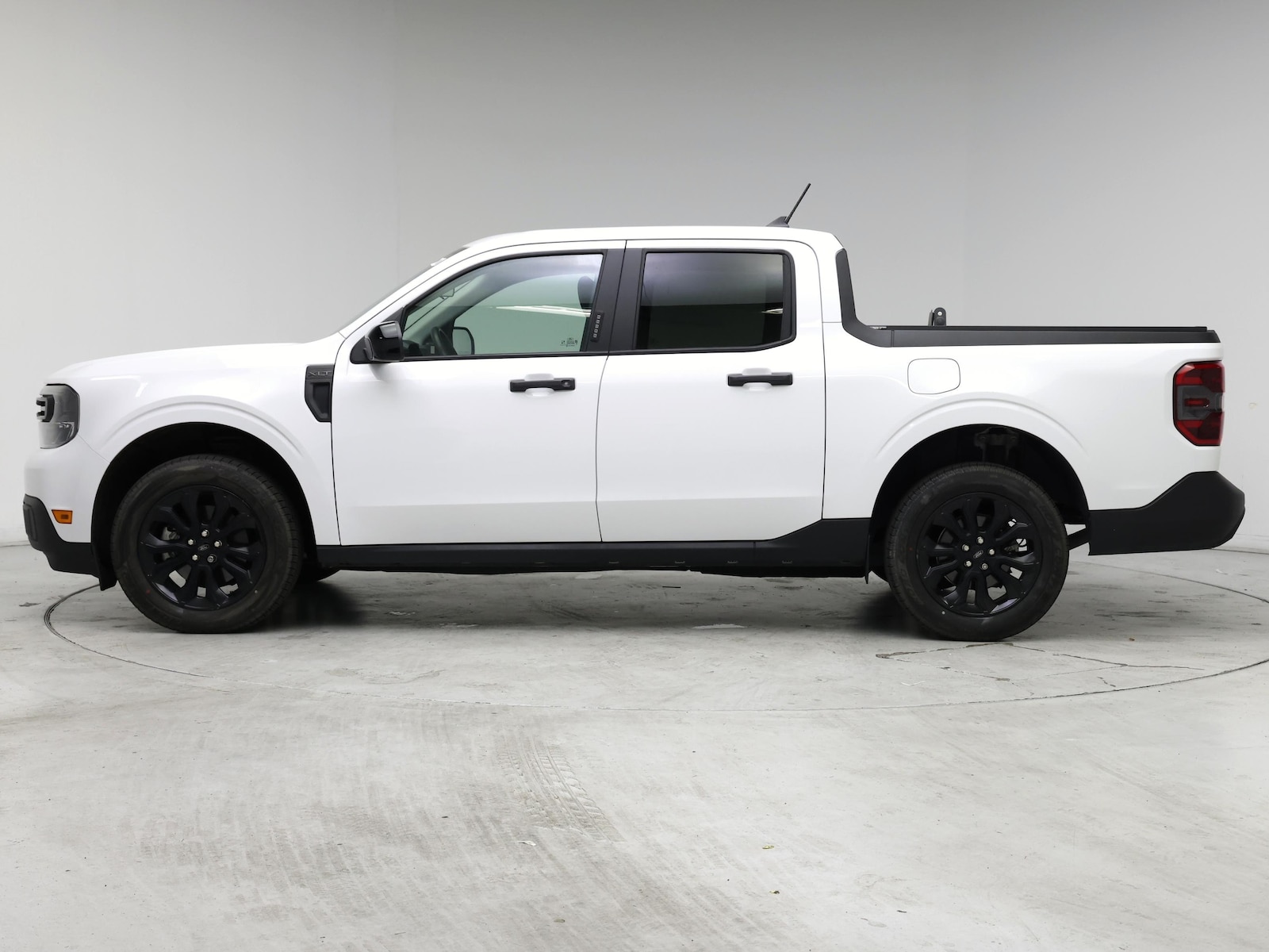 2023 Ford Maverick XLT - Photo 4