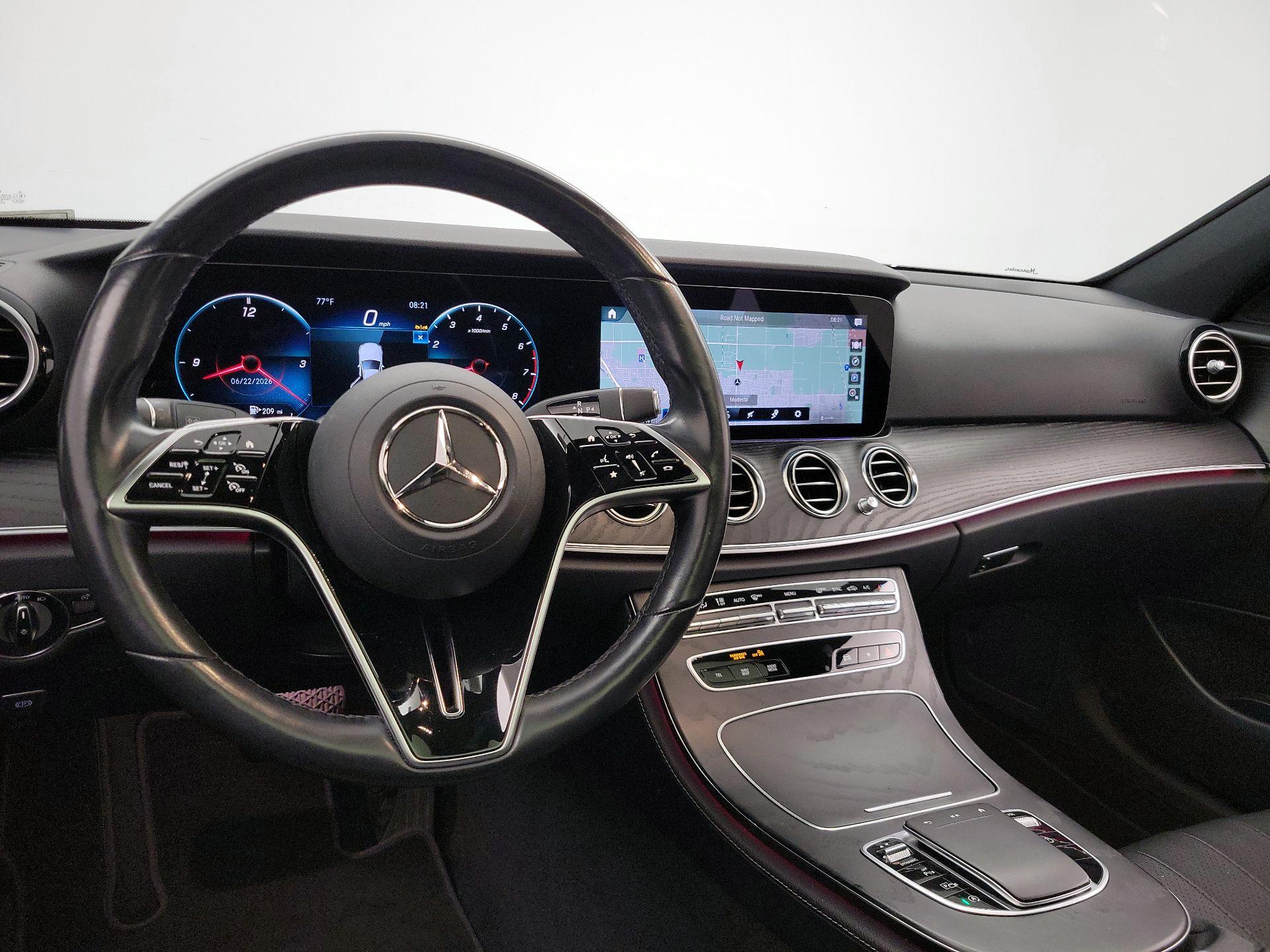 Thumbnail: 2023 Mercedes-Benz E-Class - 9