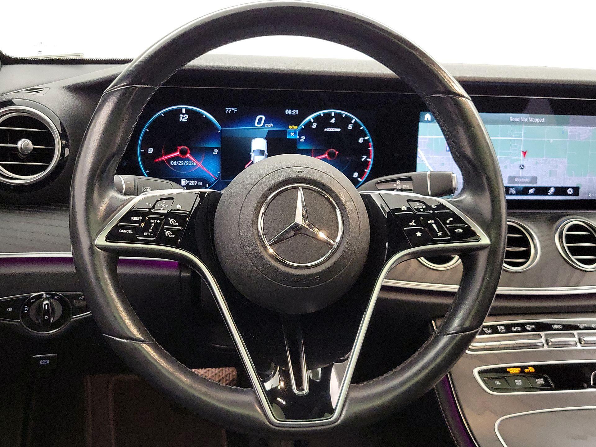 Thumbnail: 2023 Mercedes-Benz E-Class - 10
