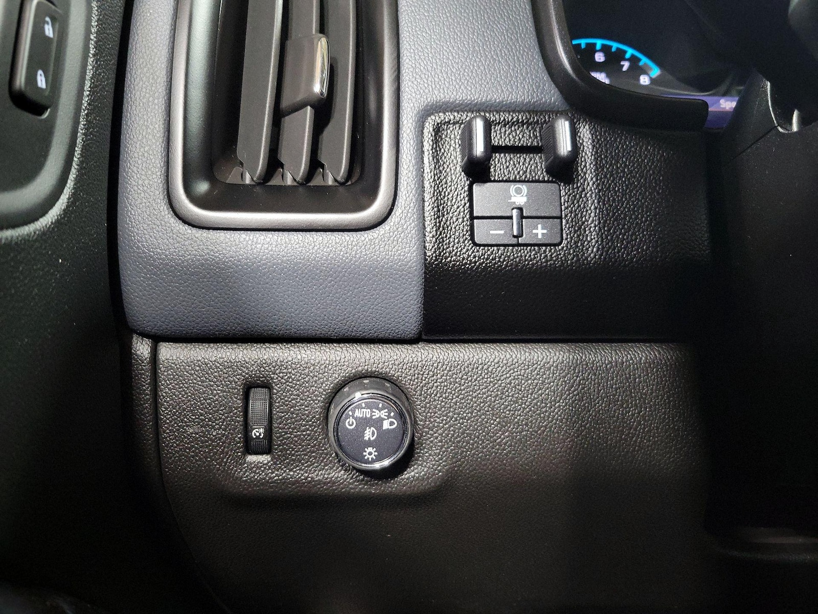 2021 Chevrolet Colorado Z71 - Photo 14