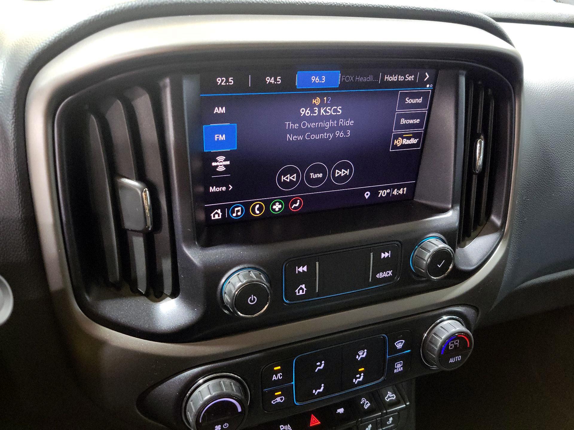 Thumbnail: 2021 Chevrolet Colorado - 15