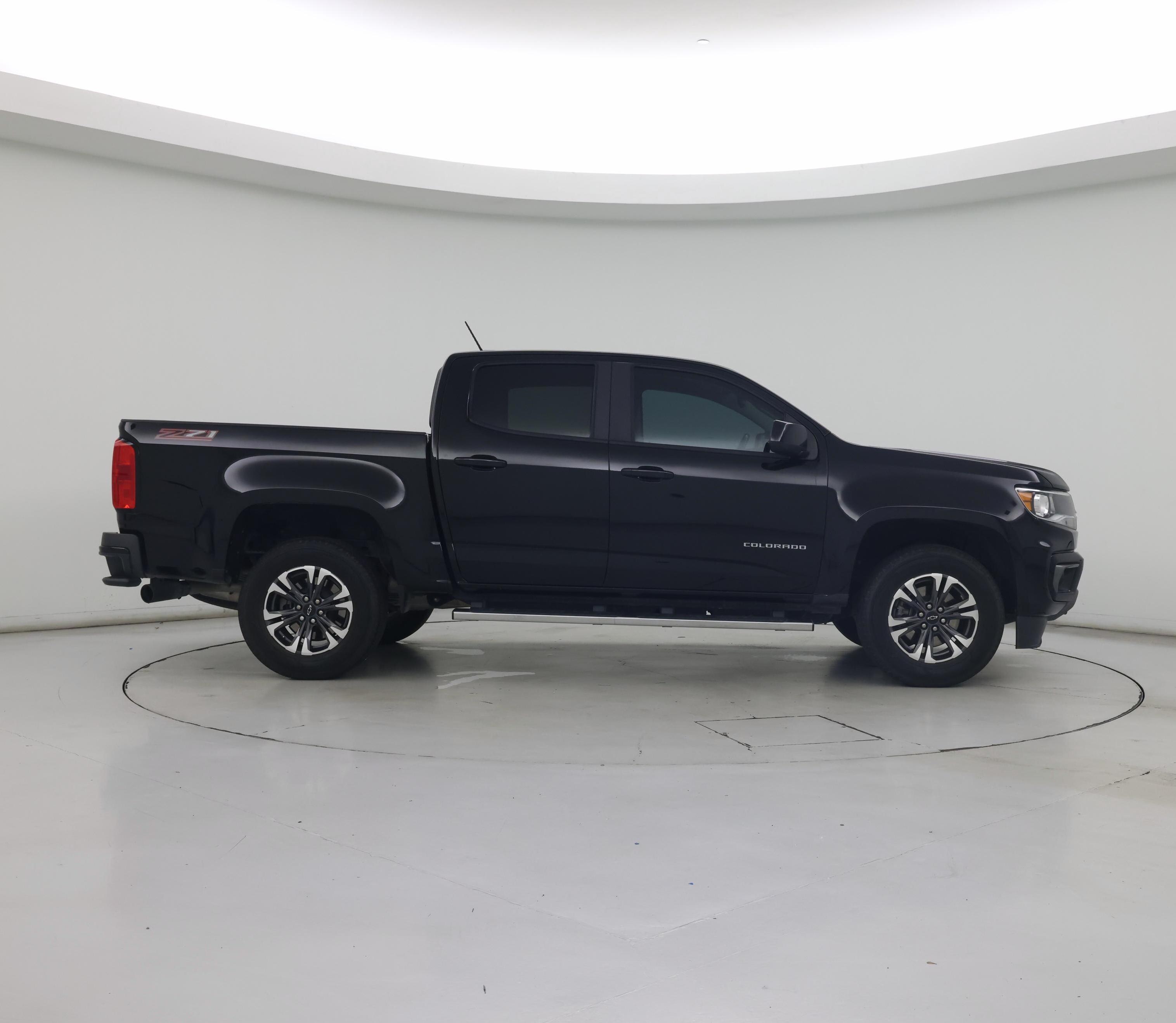 Thumbnail: 2021 Chevrolet Colorado - 7
