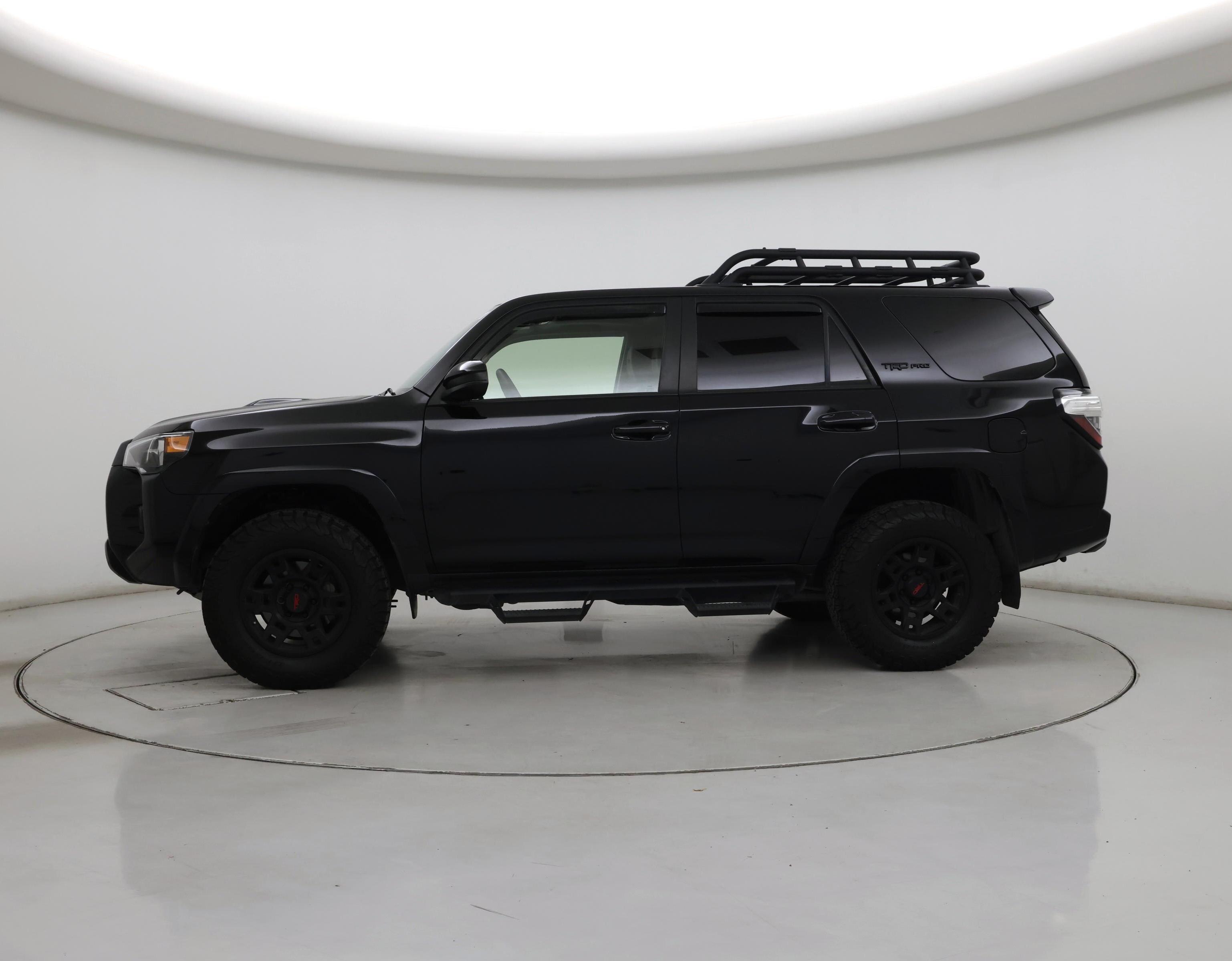 Thumbnail: 2020 Toyota 4Runner - 3