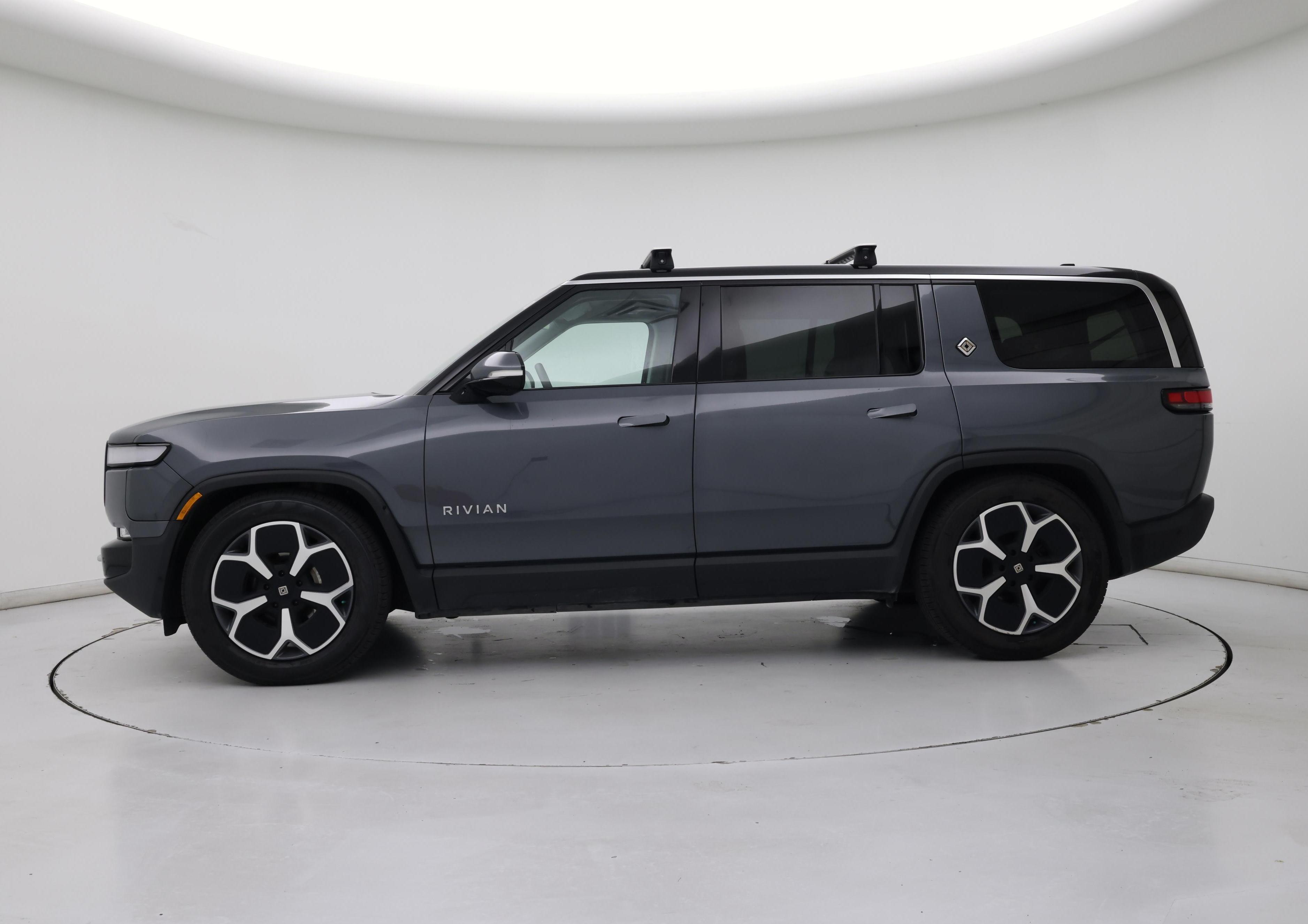 Thumbnail: 2024 Rivian R1S - 3