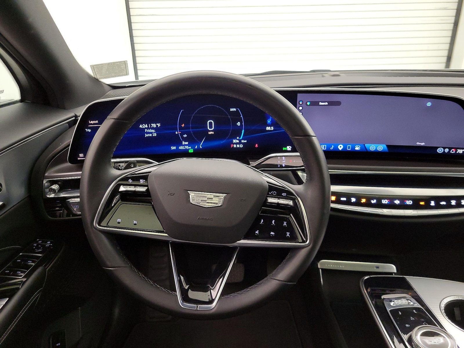 2024 Cadillac LYRIQ Tech - Photo 11