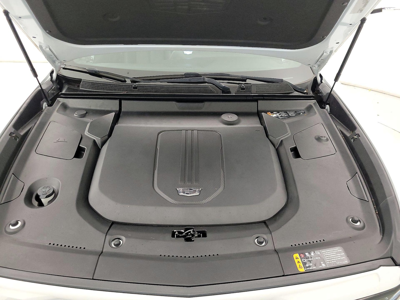 2024 Cadillac LYRIQ Tech - Photo 24