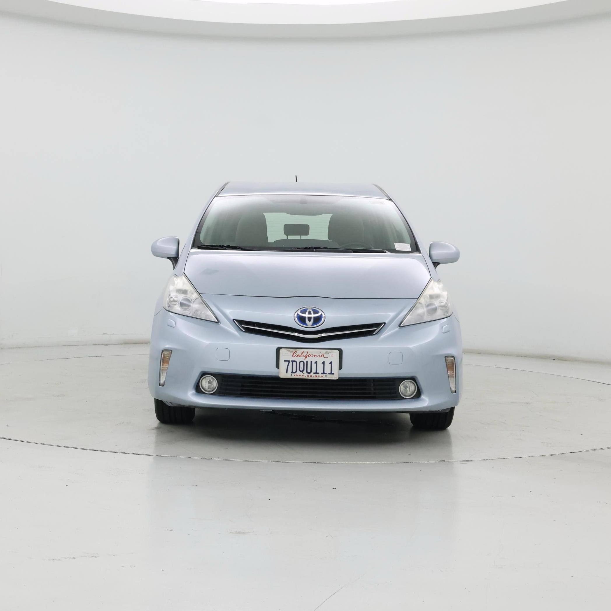 Thumbnail: 2014 Toyota Prius v - 5