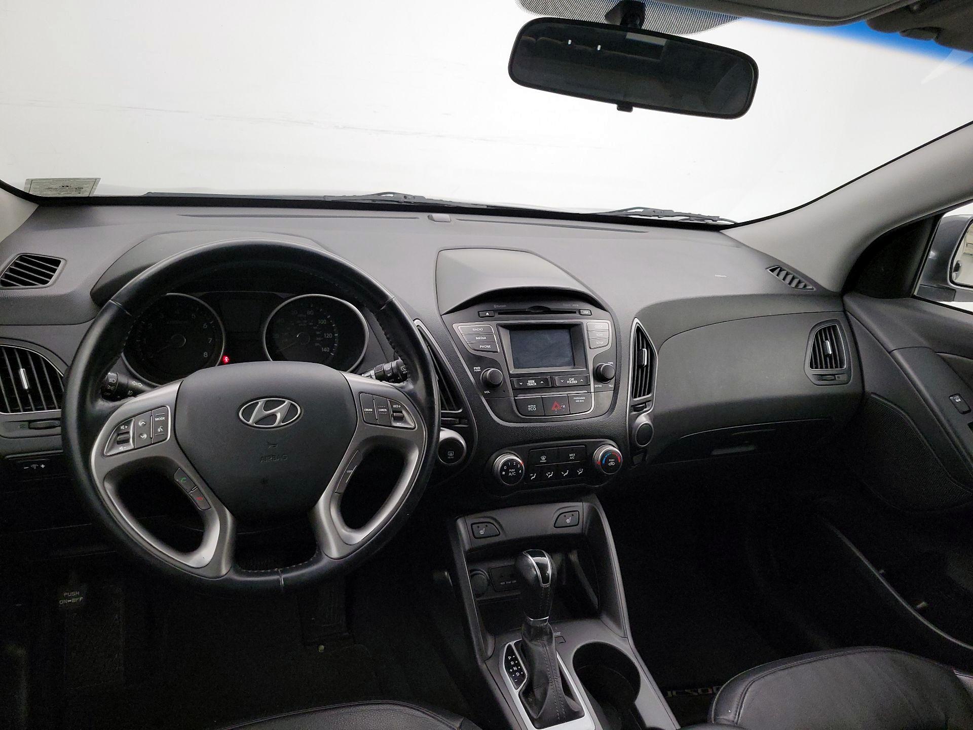 Thumbnail: 2014 Hyundai Tucson - 9