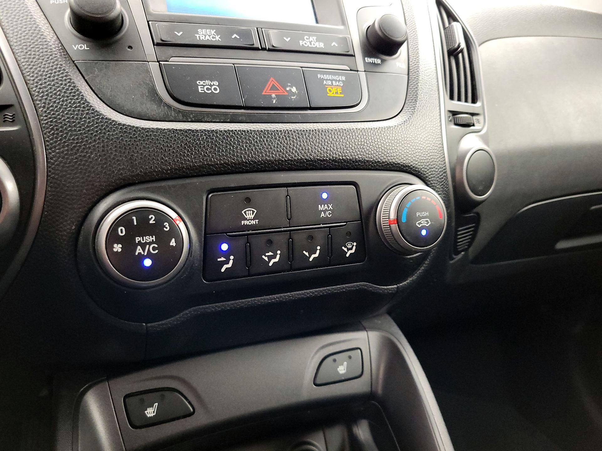 Thumbnail: 2014 Hyundai Tucson - 15