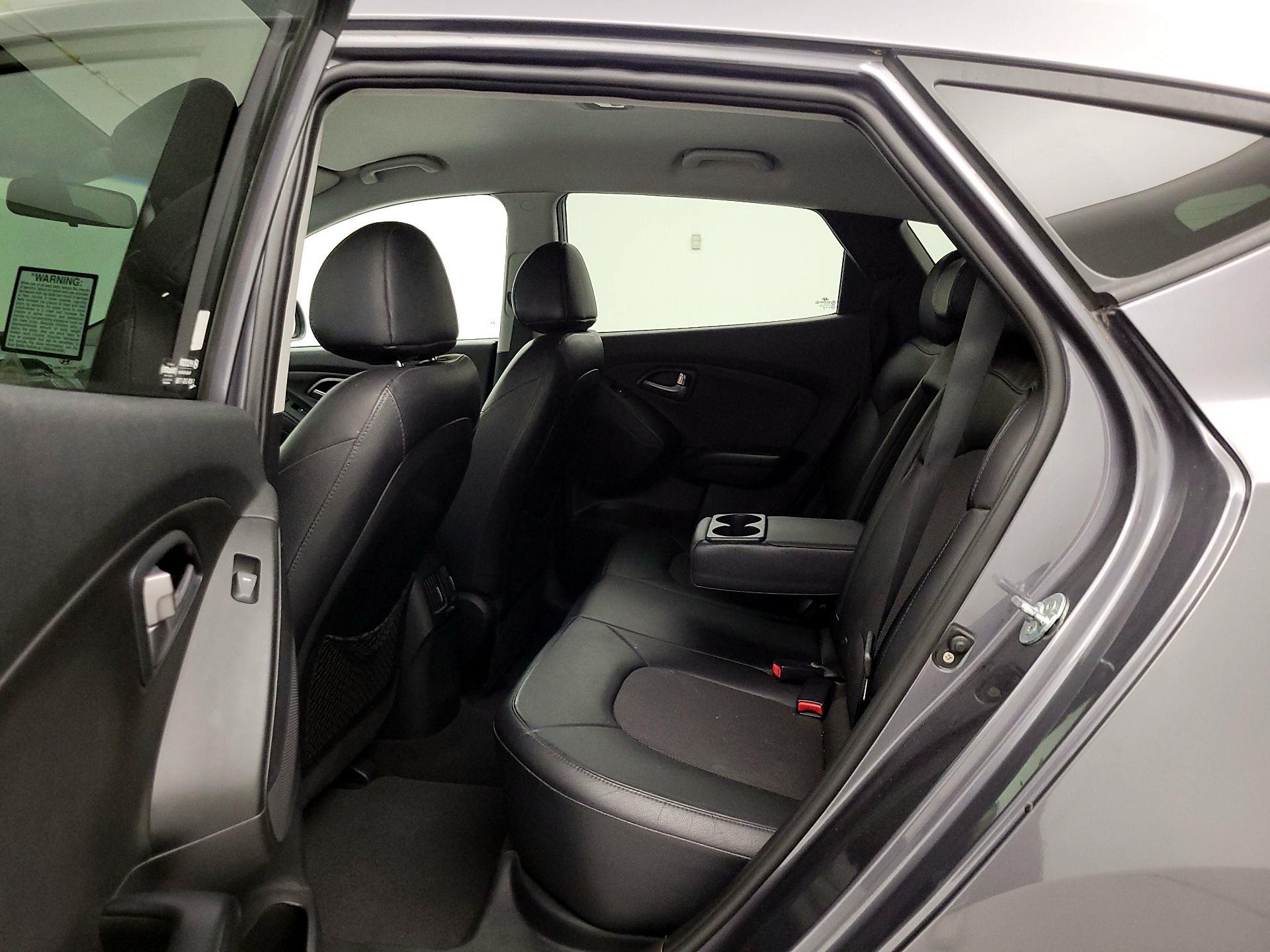 Thumbnail: 2014 Hyundai Tucson - 18
