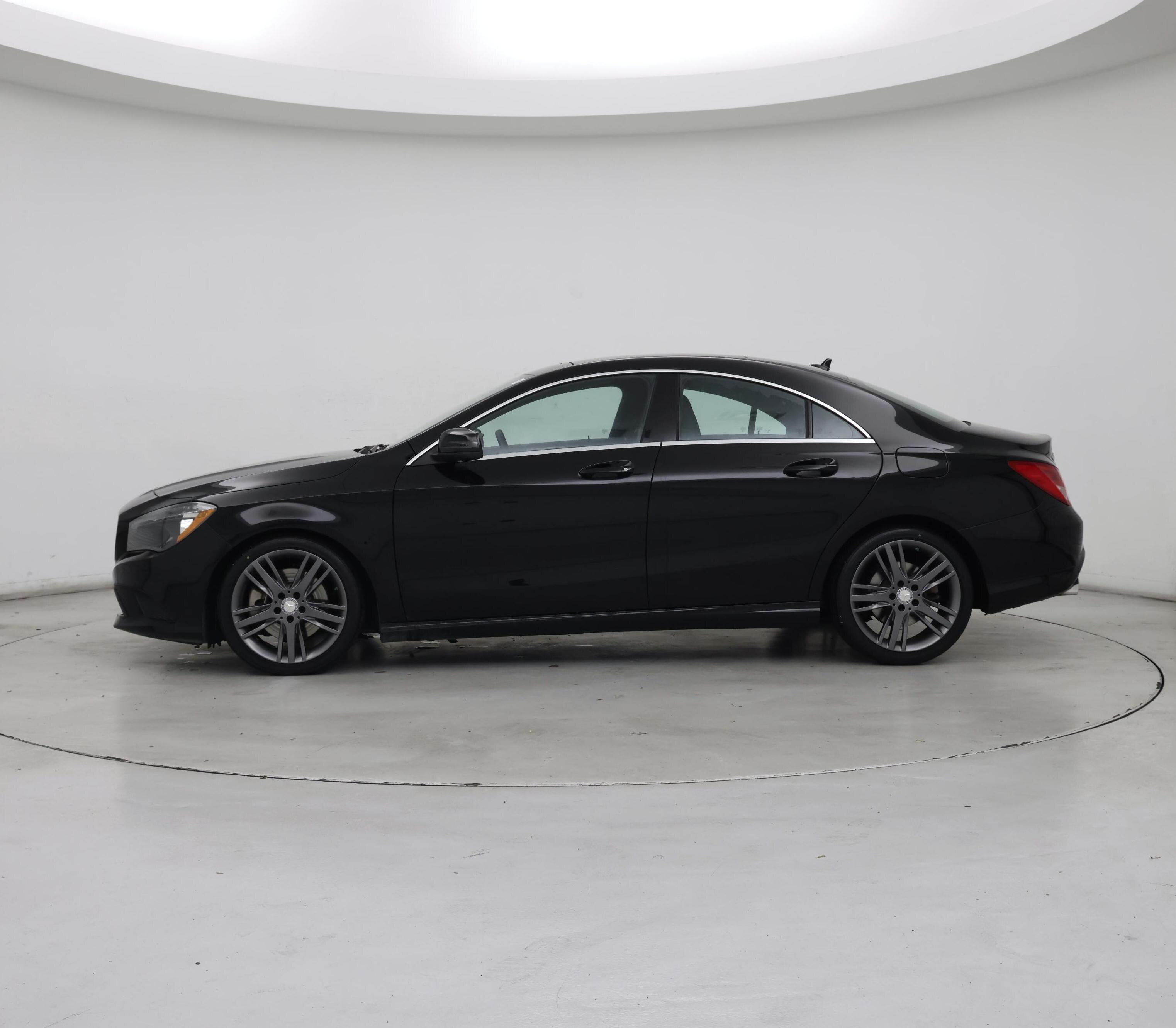 Thumbnail: 2015 Mercedes-Benz CLA - 3