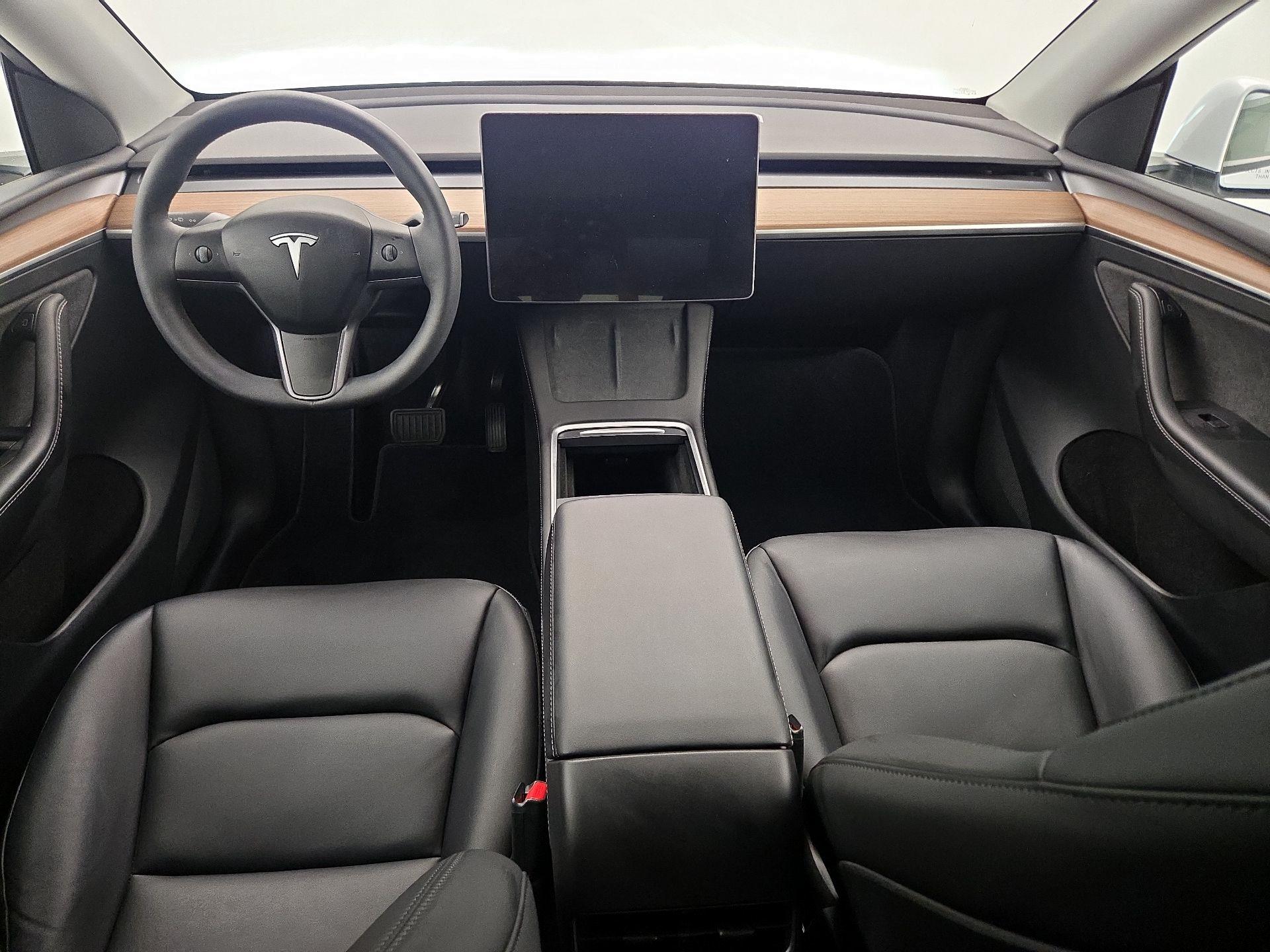 Thumbnail: 2023 Tesla Model Y - 9