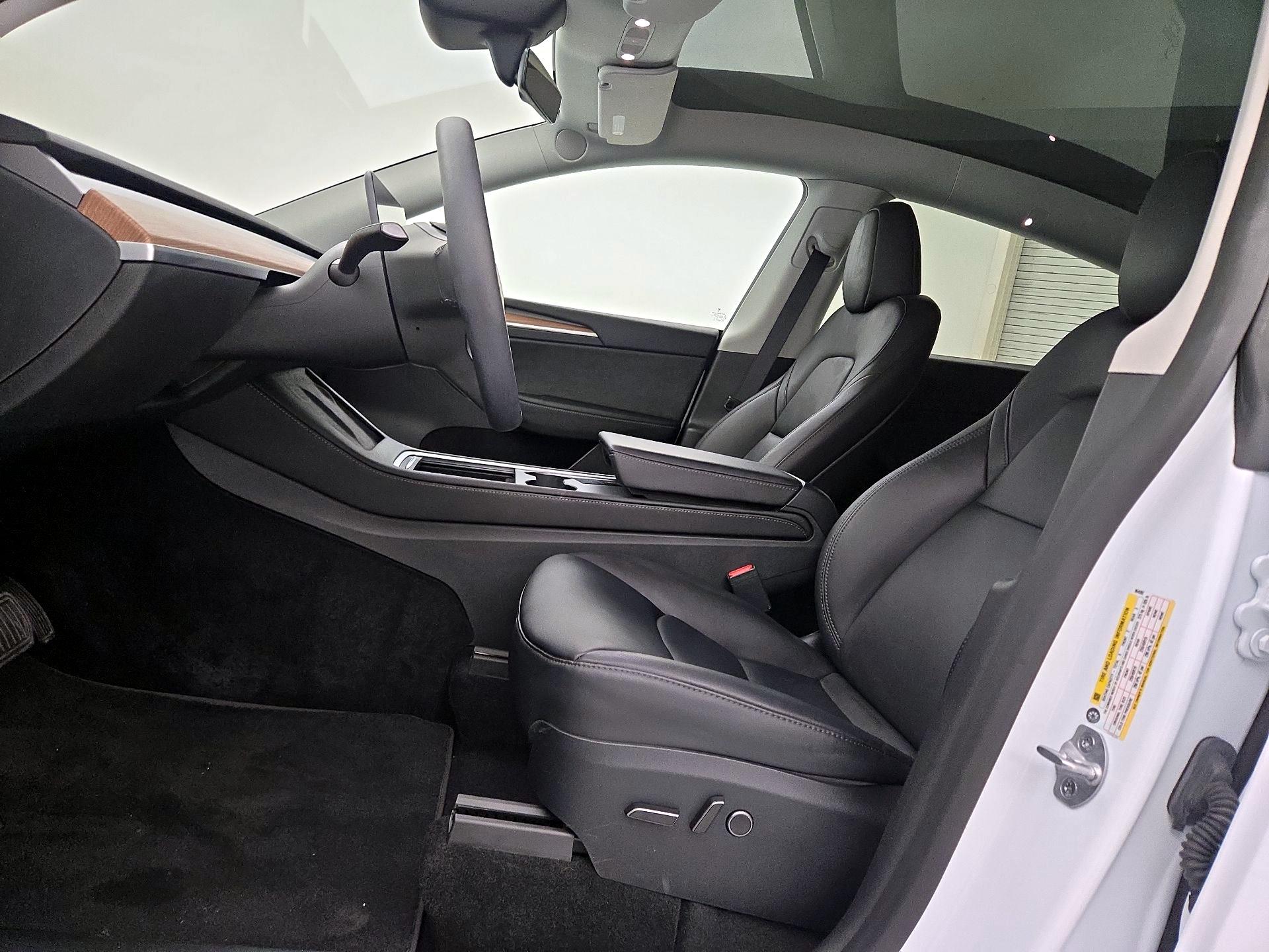 Thumbnail: 2023 Tesla Model Y - 11