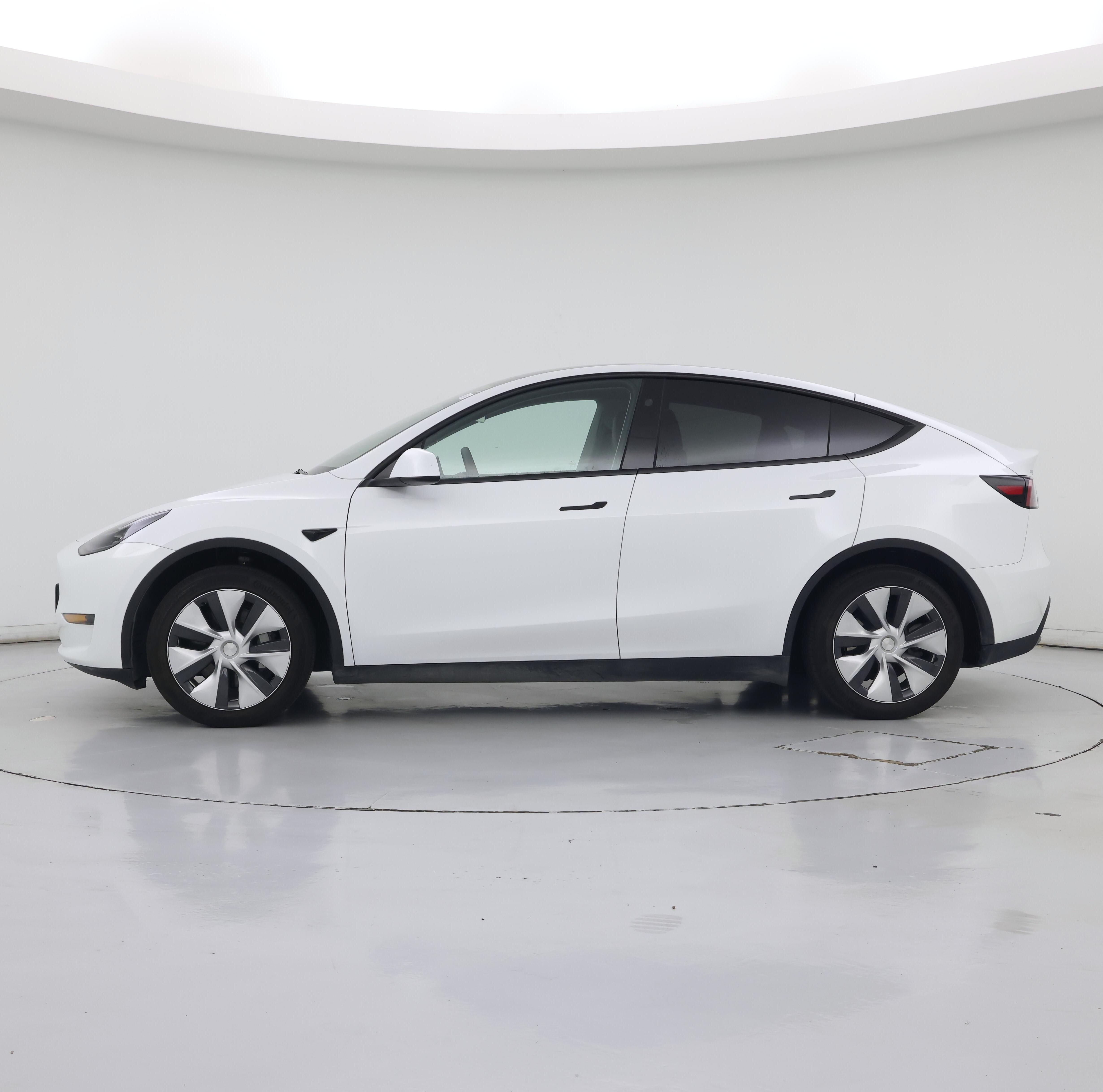 Thumbnail: 2023 Tesla Model Y - 3