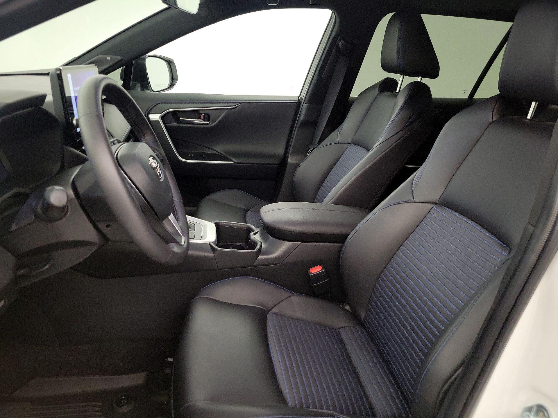 Thumbnail: 2024 Toyota RAV4 - 11