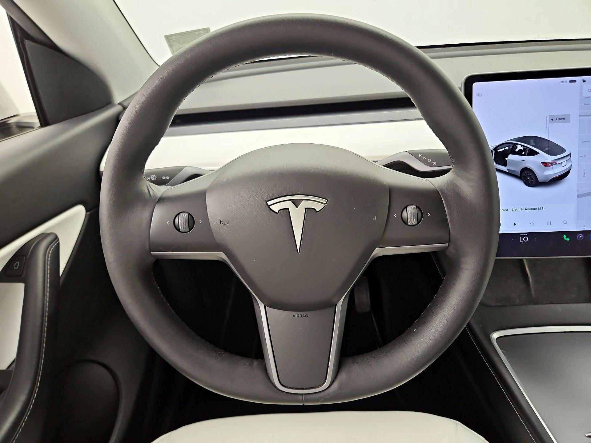 Thumbnail: 2022 Tesla Model Y - 10