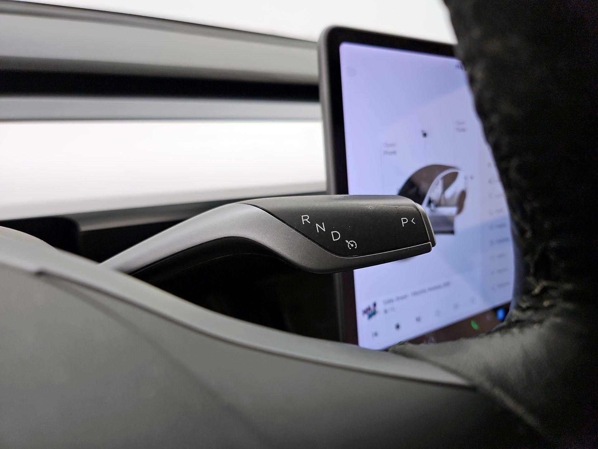 Thumbnail: 2022 Tesla Model Y - 15