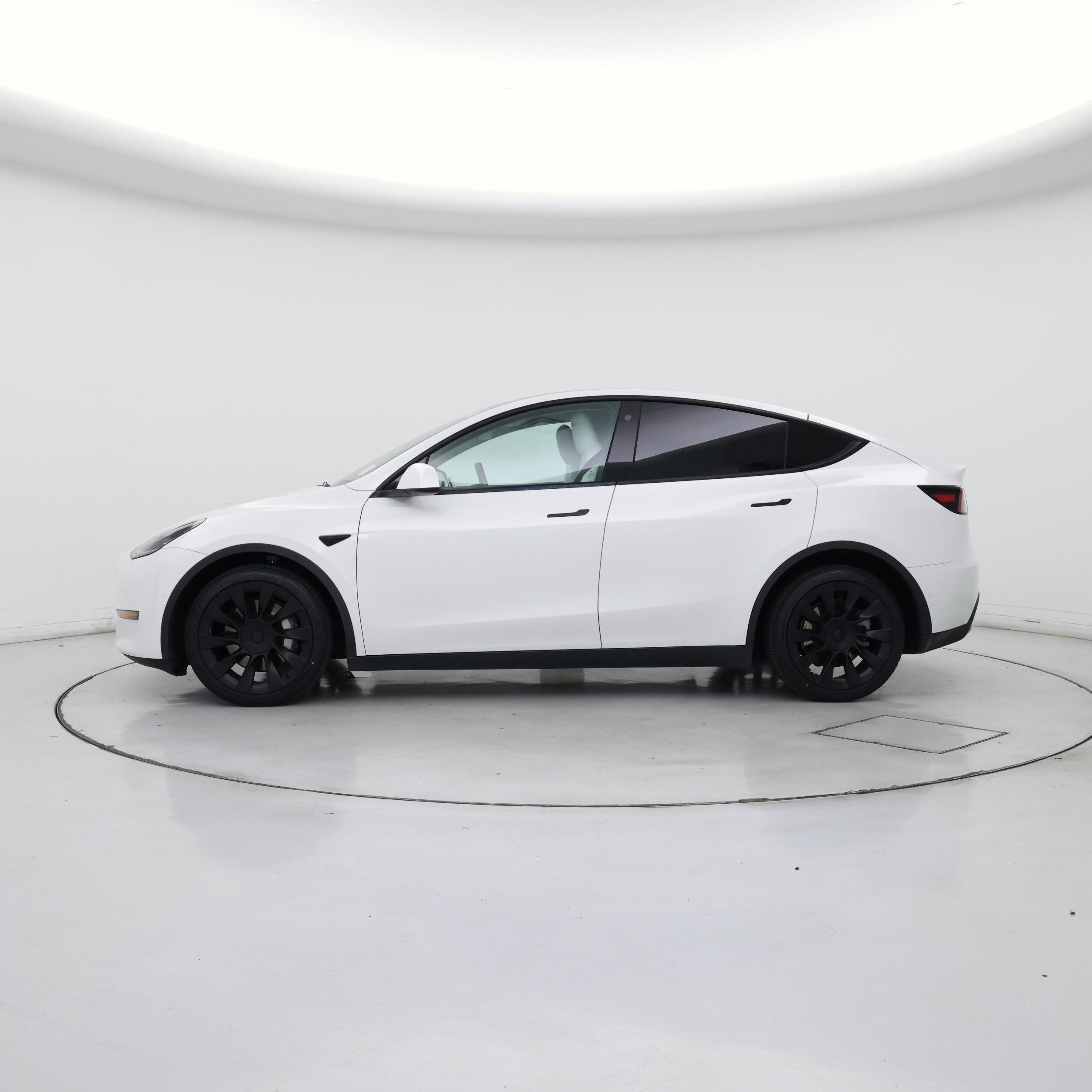 Thumbnail: 2022 Tesla Model Y - 3