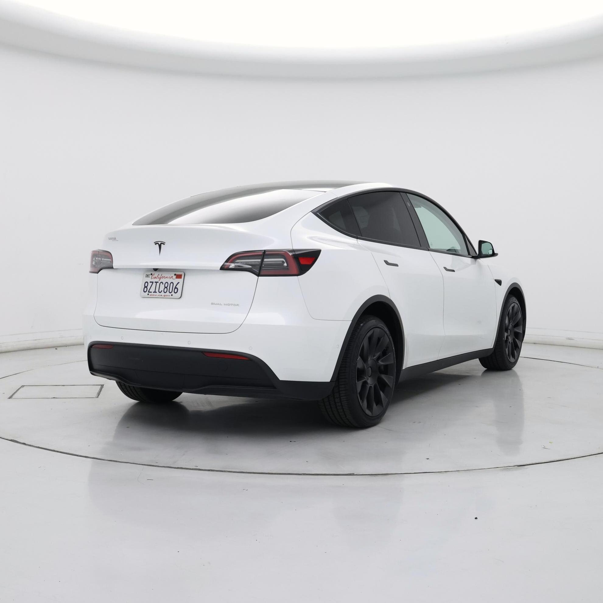 Thumbnail: 2022 Tesla Model Y - 8