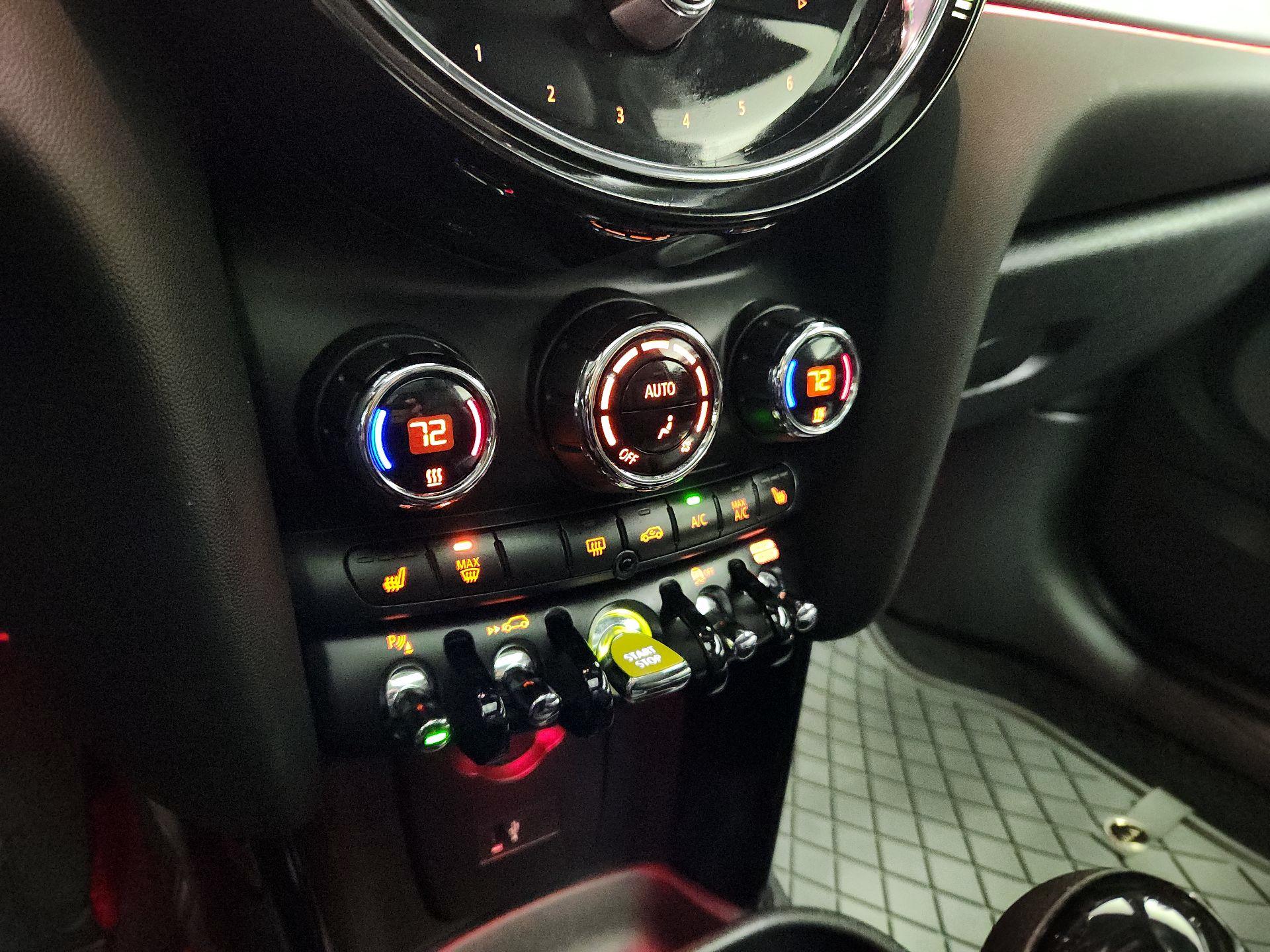 Thumbnail: 2023 MINI Cooper Hardtop - 17
