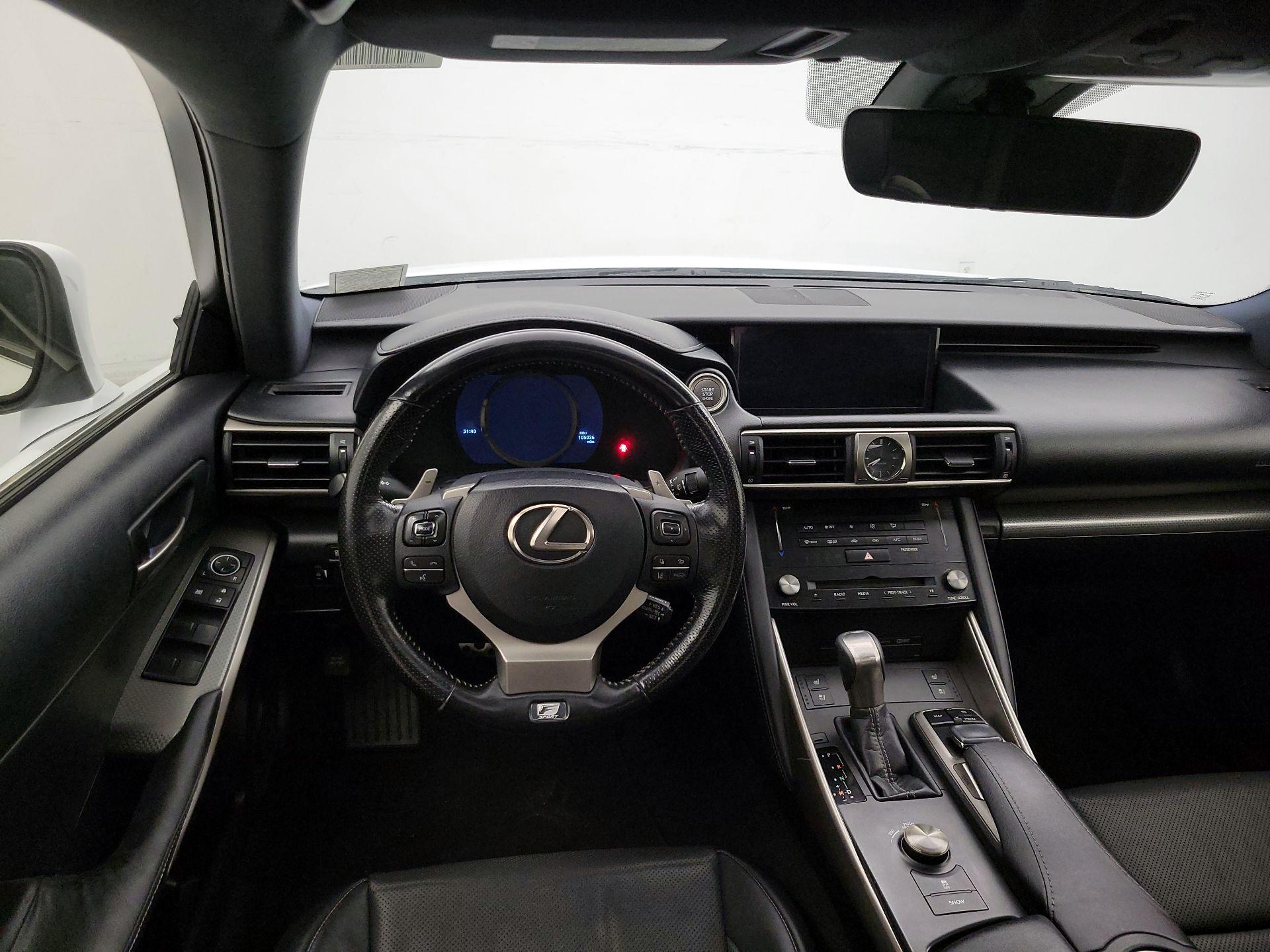 Thumbnail: 2017 Lexus IS - 10