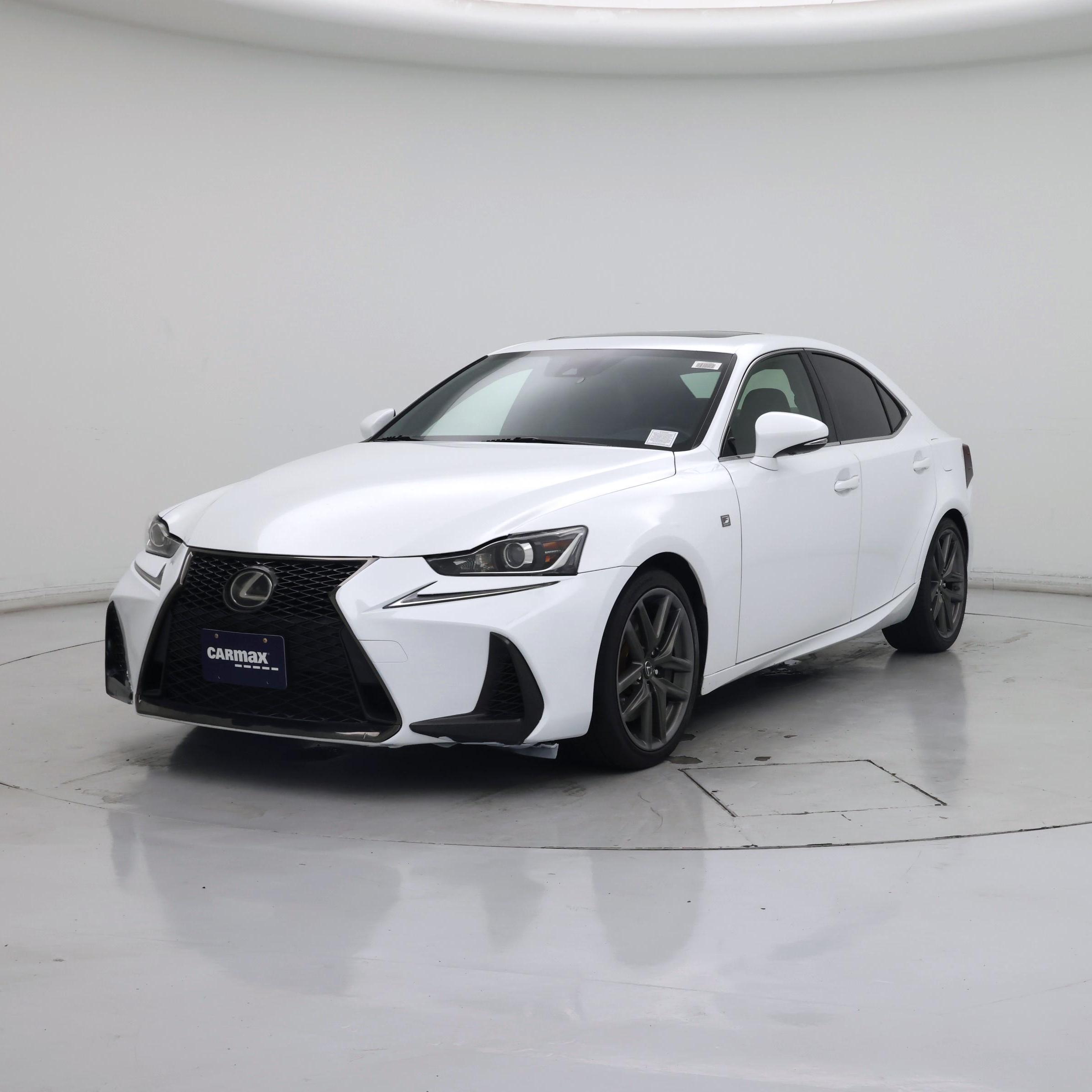 Thumbnail: 2017 Lexus IS - 4