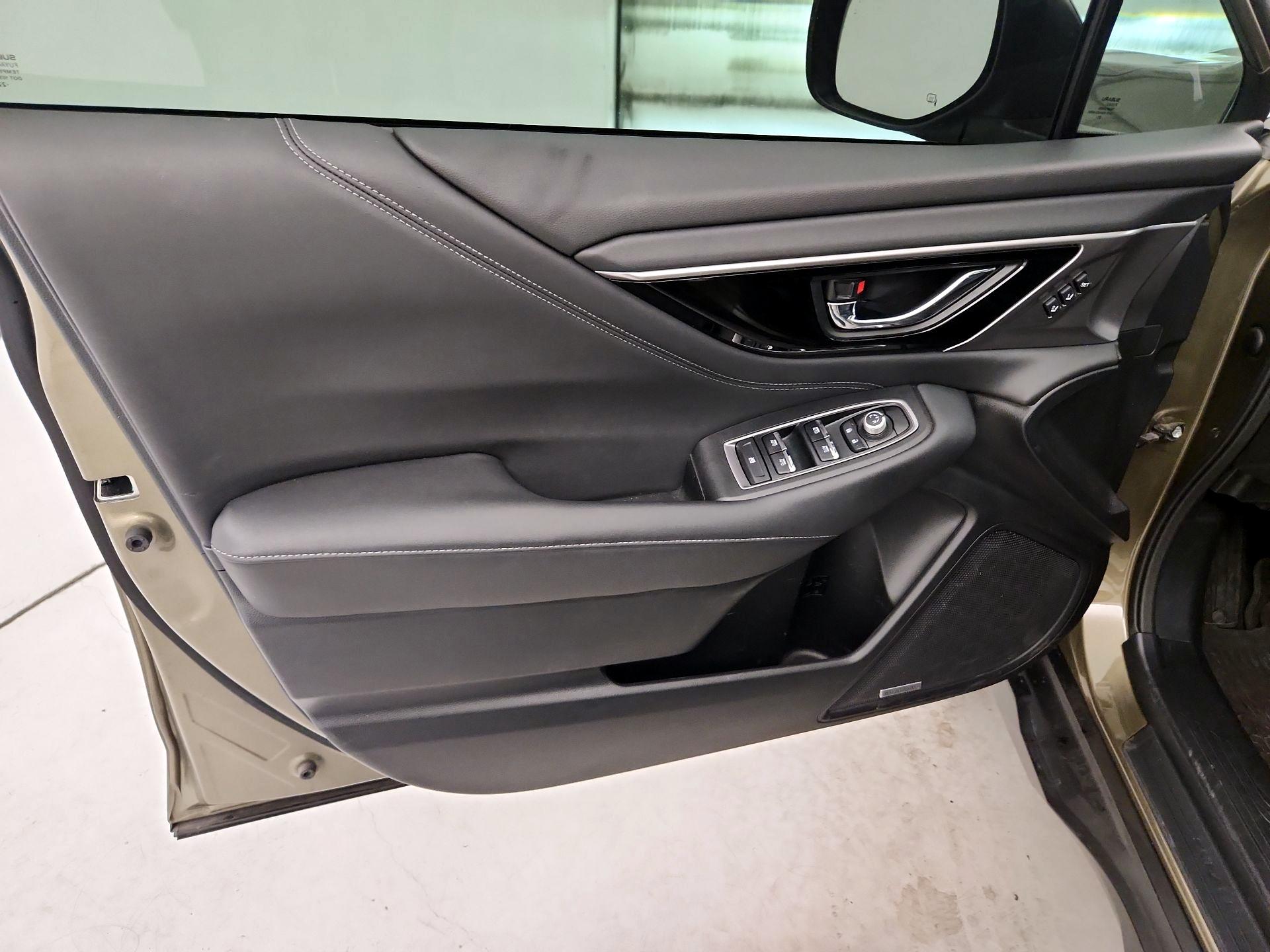 Thumbnail: 2022 Subaru Outback - 12