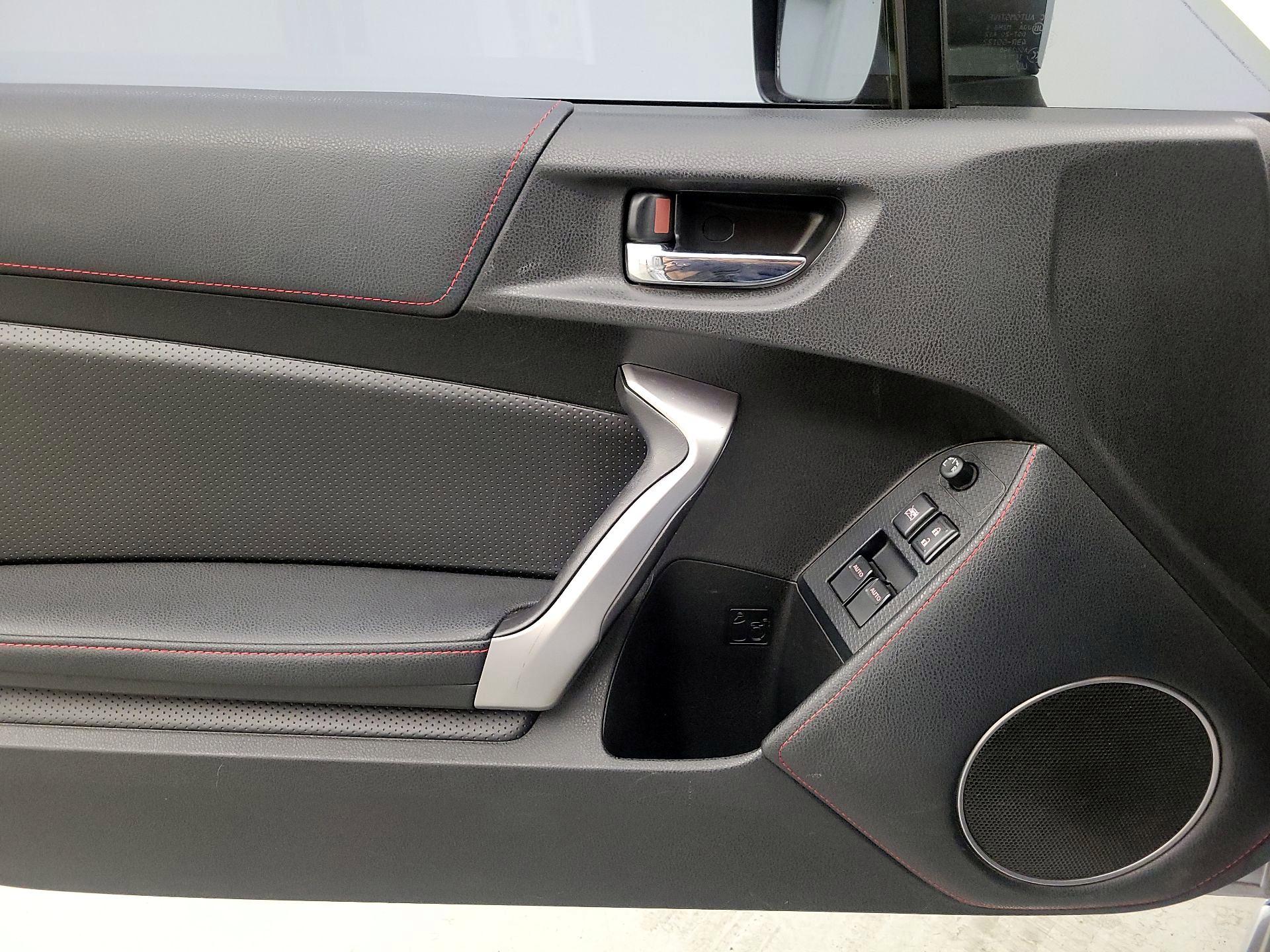 Thumbnail: 2015 Scion FR-S - 12