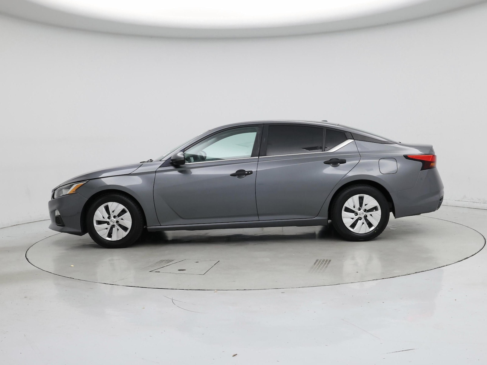 2019 Nissan Altima S - Photo 4