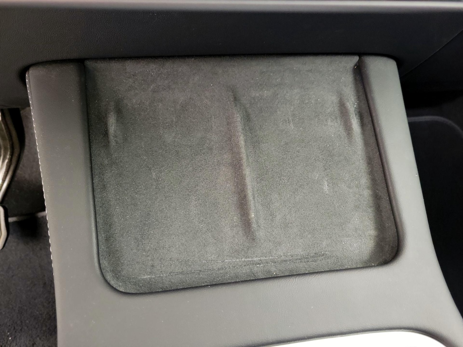 2024 Tesla Model Y Long Range - Photo 19