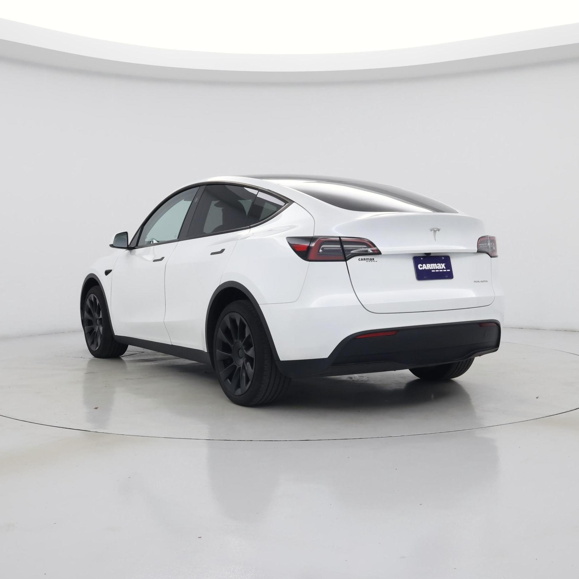 Thumbnail: 2024 Tesla Model Y - 2