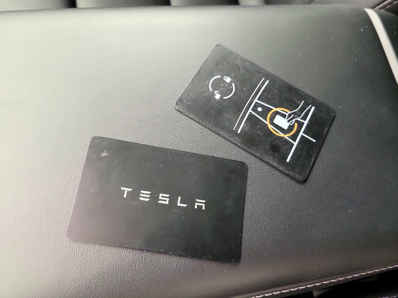 2024 Tesla Model Y Long Range - Photo 24