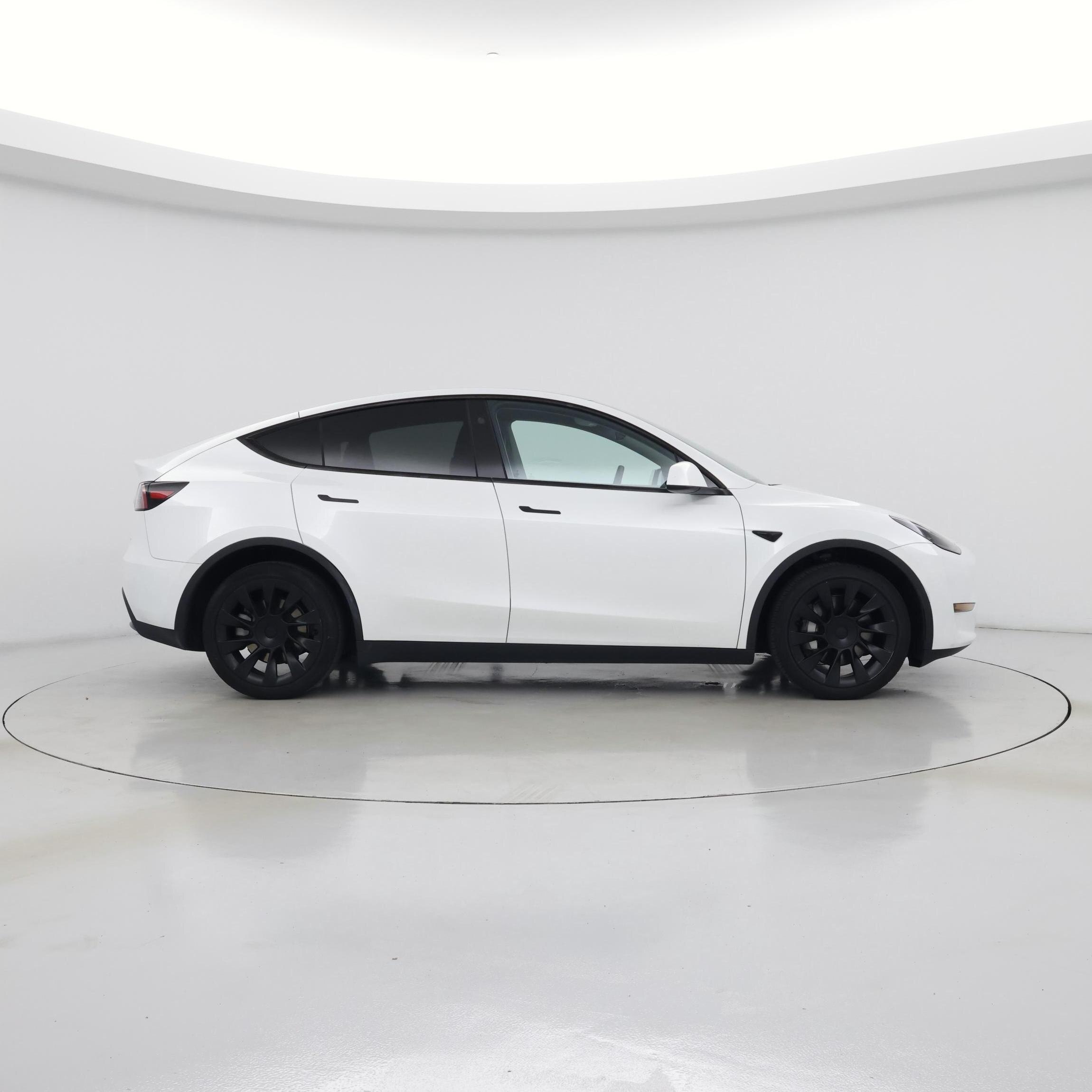 Thumbnail: 2024 Tesla Model Y - 7